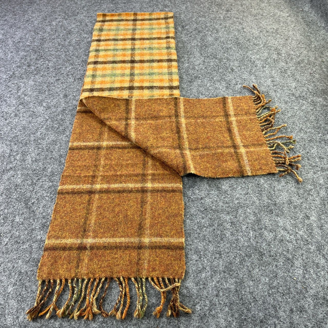 Vintage GLEN PRINCE TARTAN SCARVES / MUFFLER / NECKWEAR T084 Size ONE SIZE - 3 Thumbnail