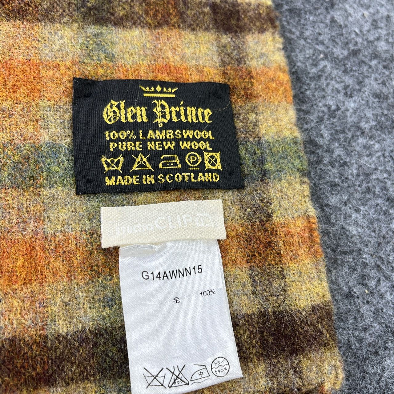 Vintage GLEN PRINCE TARTAN SCARVES / MUFFLER / NECKWEAR T084 Size ONE SIZE - 6 Thumbnail