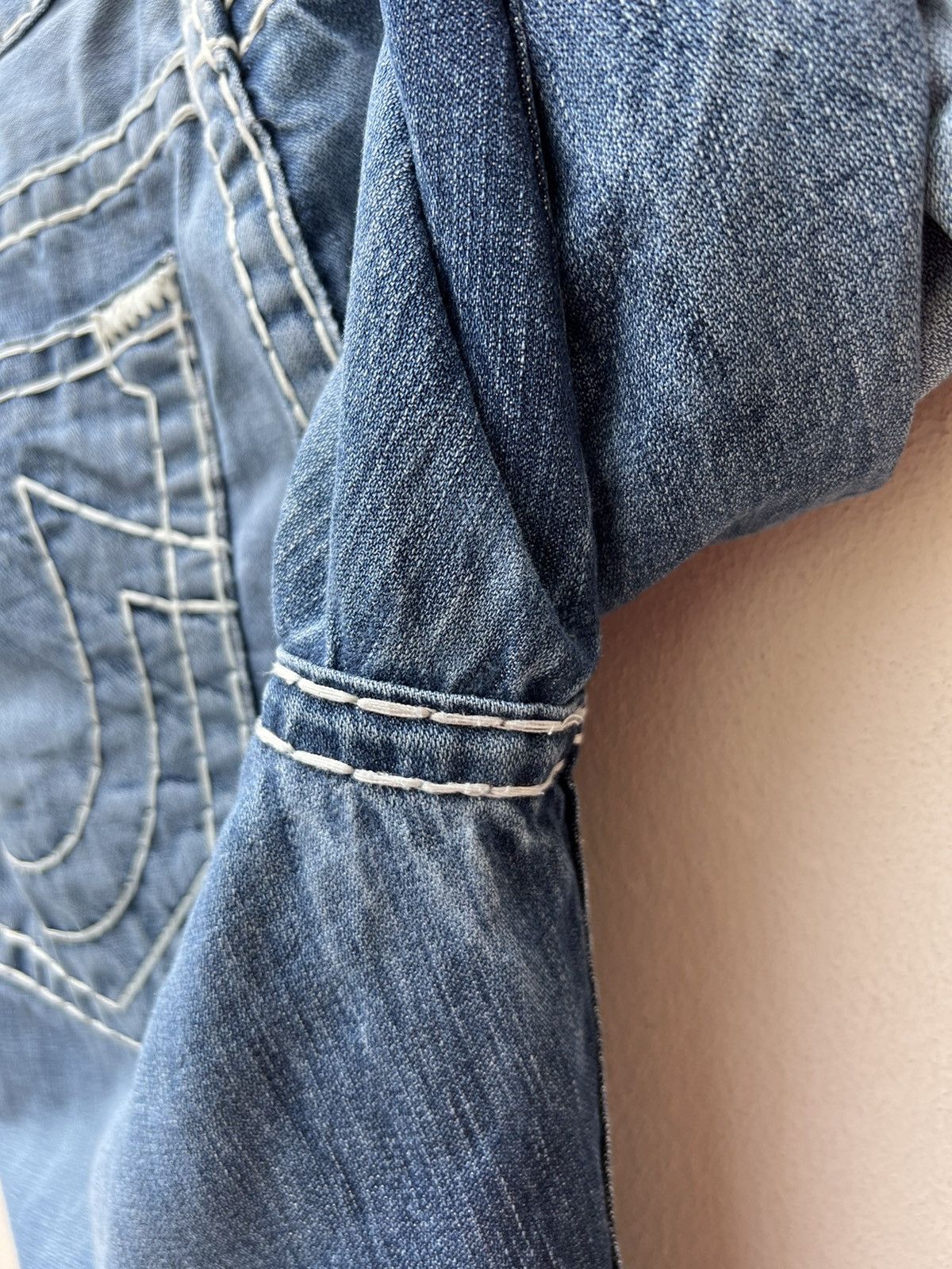 True Religion VTG 2000s True Religion Rips Fade Denim Bobby Super T Jeans Size US 34 / EU 50 - 22 Thumbnail