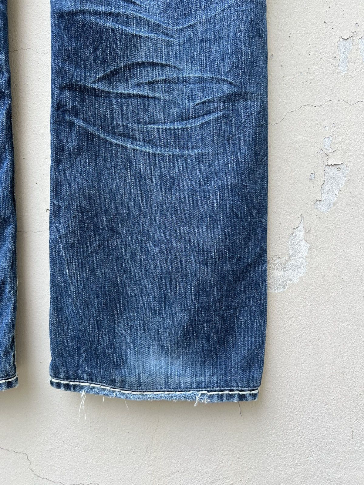 True Religion VTG 2000s True Religion Rips Fade Denim Bobby Super T Jeans Size US 34 / EU 50 - 21 Thumbnail