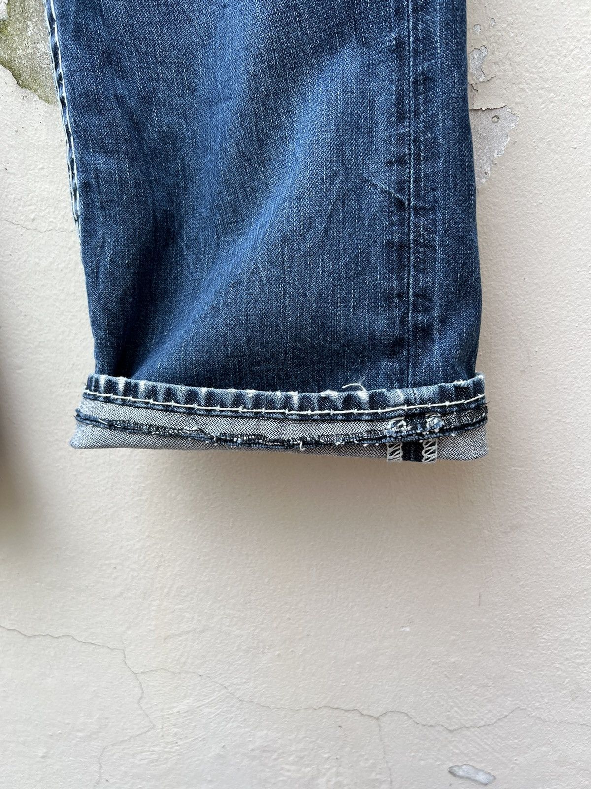 True Religion VTG 2000s True Religion Rips Fade Denim Bobby Super T Jeans Size US 34 / EU 50 - 14 Thumbnail