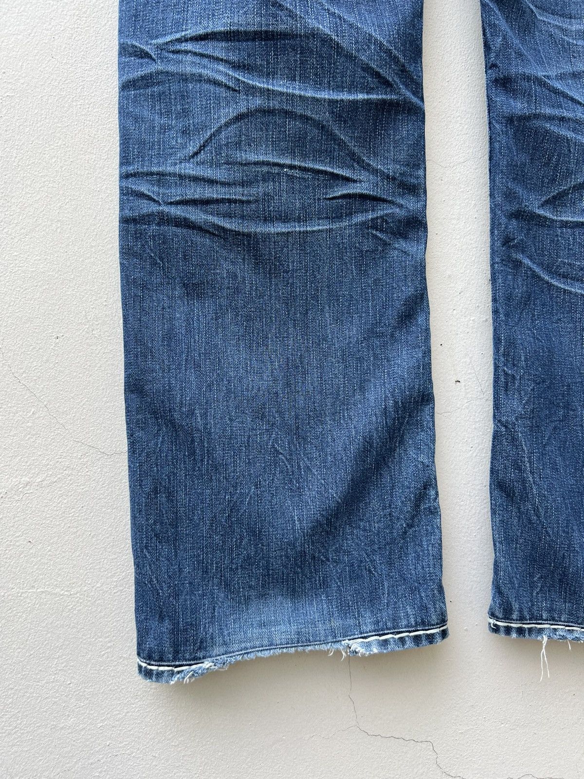 True Religion VTG 2000s True Religion Rips Fade Denim Bobby Super T Jeans Size US 34 / EU 50 - 17 Thumbnail