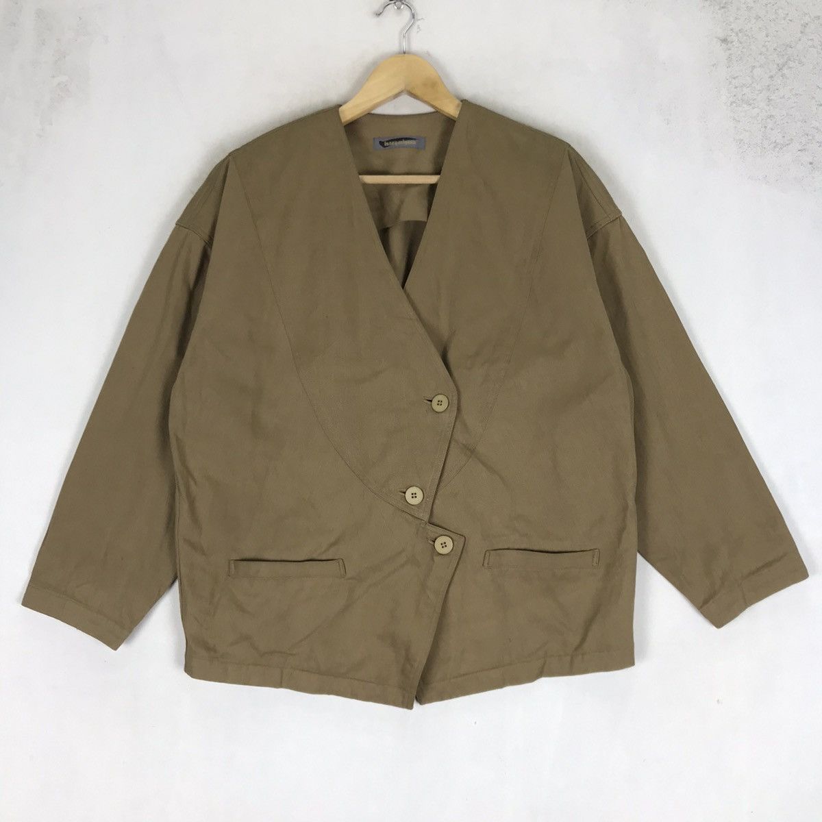 Issey Miyake Vintage 80s Issey Miyake Oversized Buckle Back Jacket Size M / US 6-8 / IT 42-44 - 1 Thumbnail