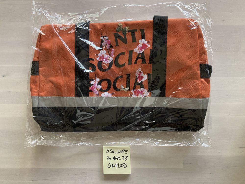 Anti Social Social Club assc x 3M kkotch high vis duffle bag (orange) Size ONE SIZE - 5 Thumbnail