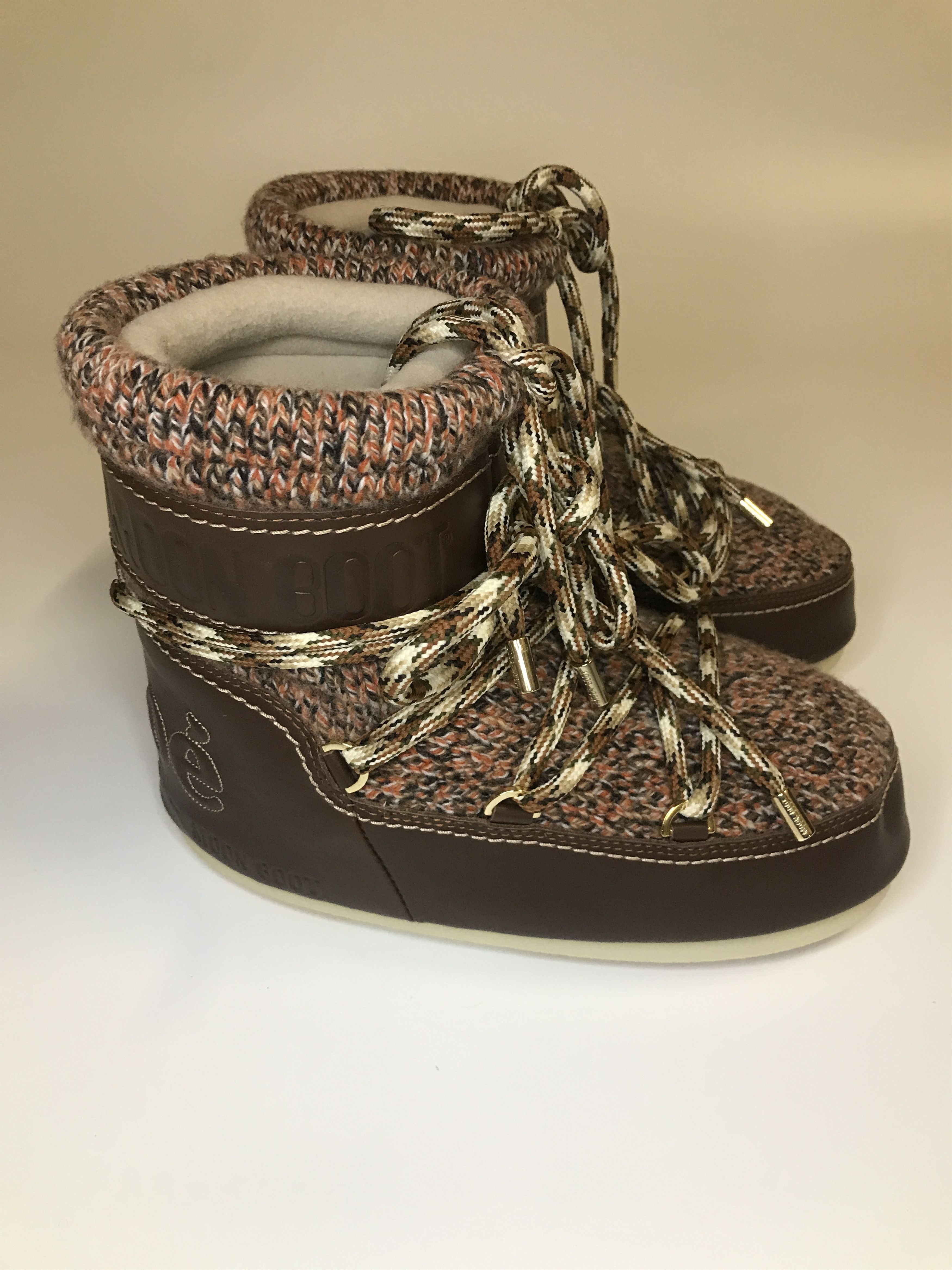 Moon Boot Moon Boot x Chloé Tan Wool Boots 41-42 (0727) Size US 8.5 / EU 41-42 - 2 Thumbnail