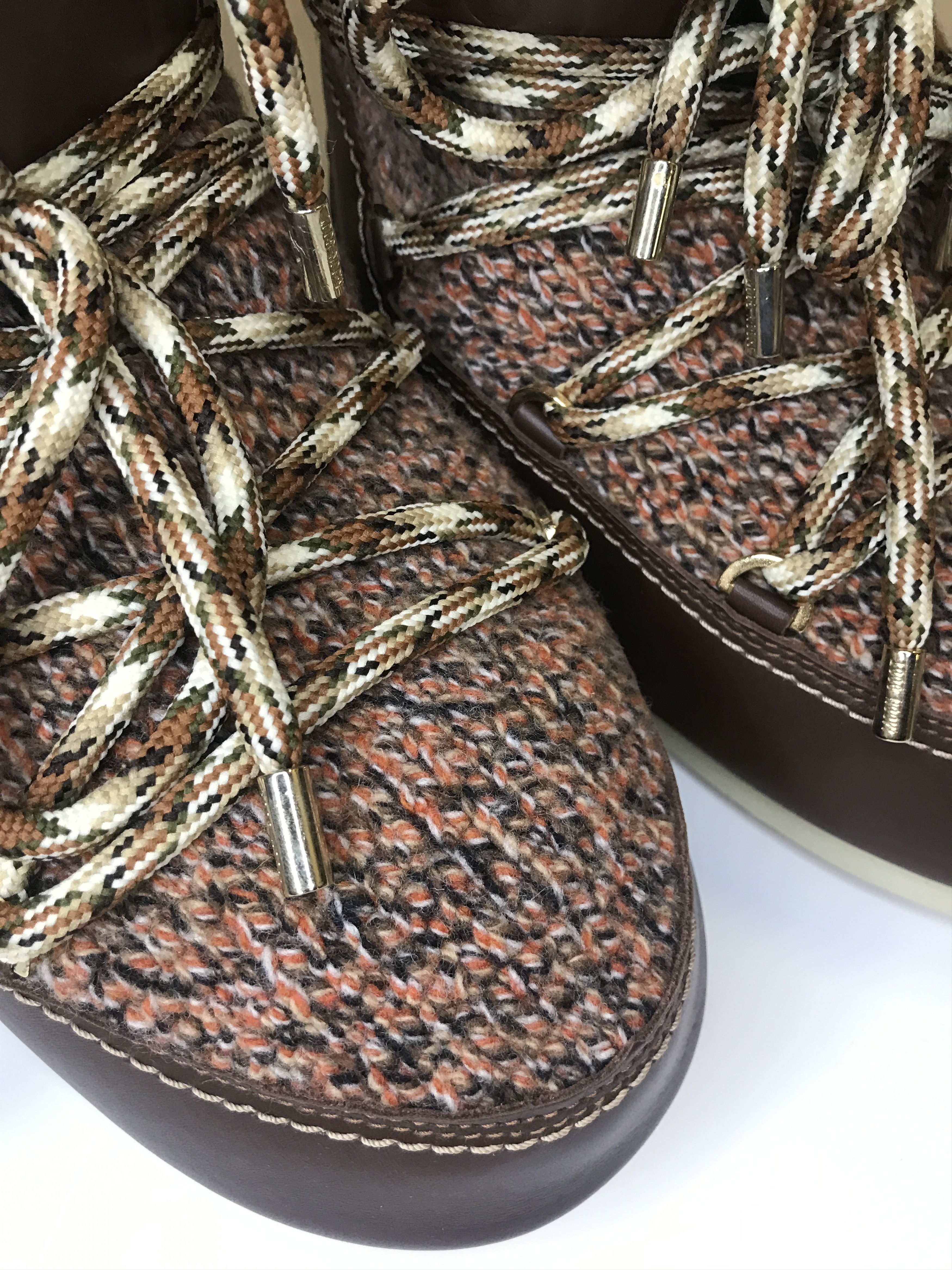 Moon Boot Moon Boot x Chloé Tan Wool Boots 41-42 (0727) Size US 8.5 / EU 41-42 - 4 Thumbnail