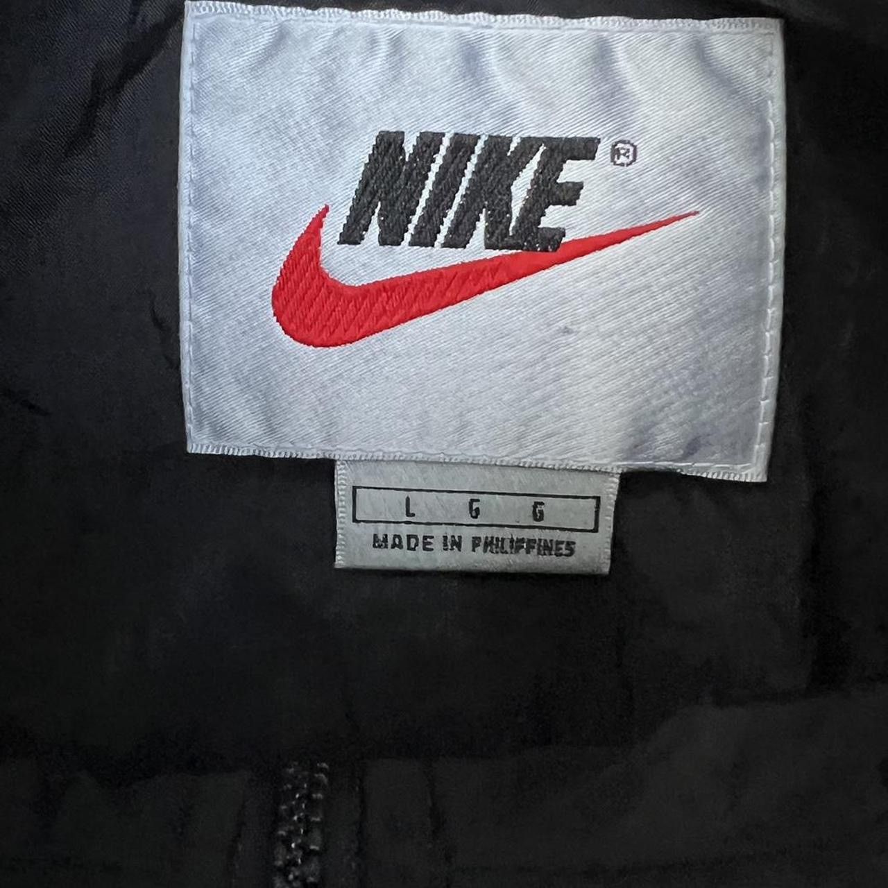 Nike × Vintage Vintage Nike Nylon Windbreaker | 1990s Size US L / EU 52-54 / 3 - 6 Thumbnail