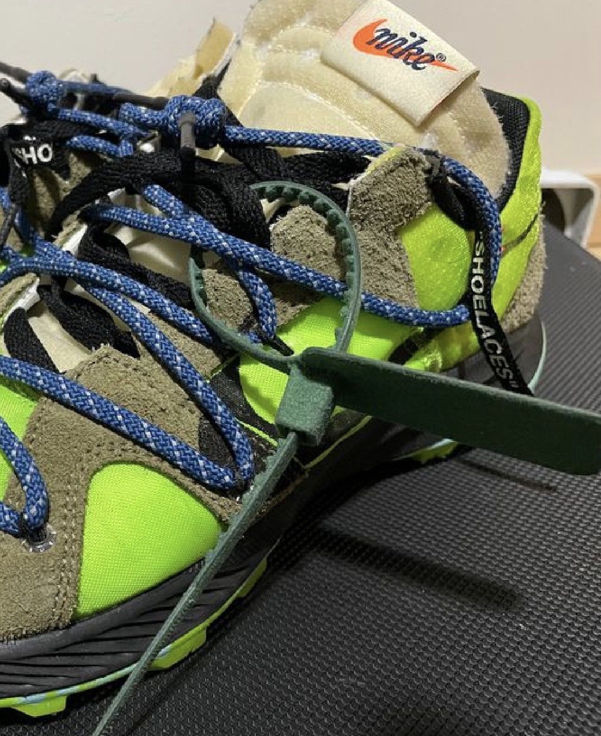 Off-White × Nike WMNS Air Zoom Terra Kiger 5 Green