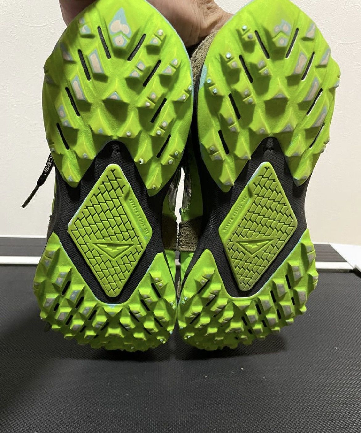 Off-White × Nike WMNS Air Zoom Terra Kiger 5 Green