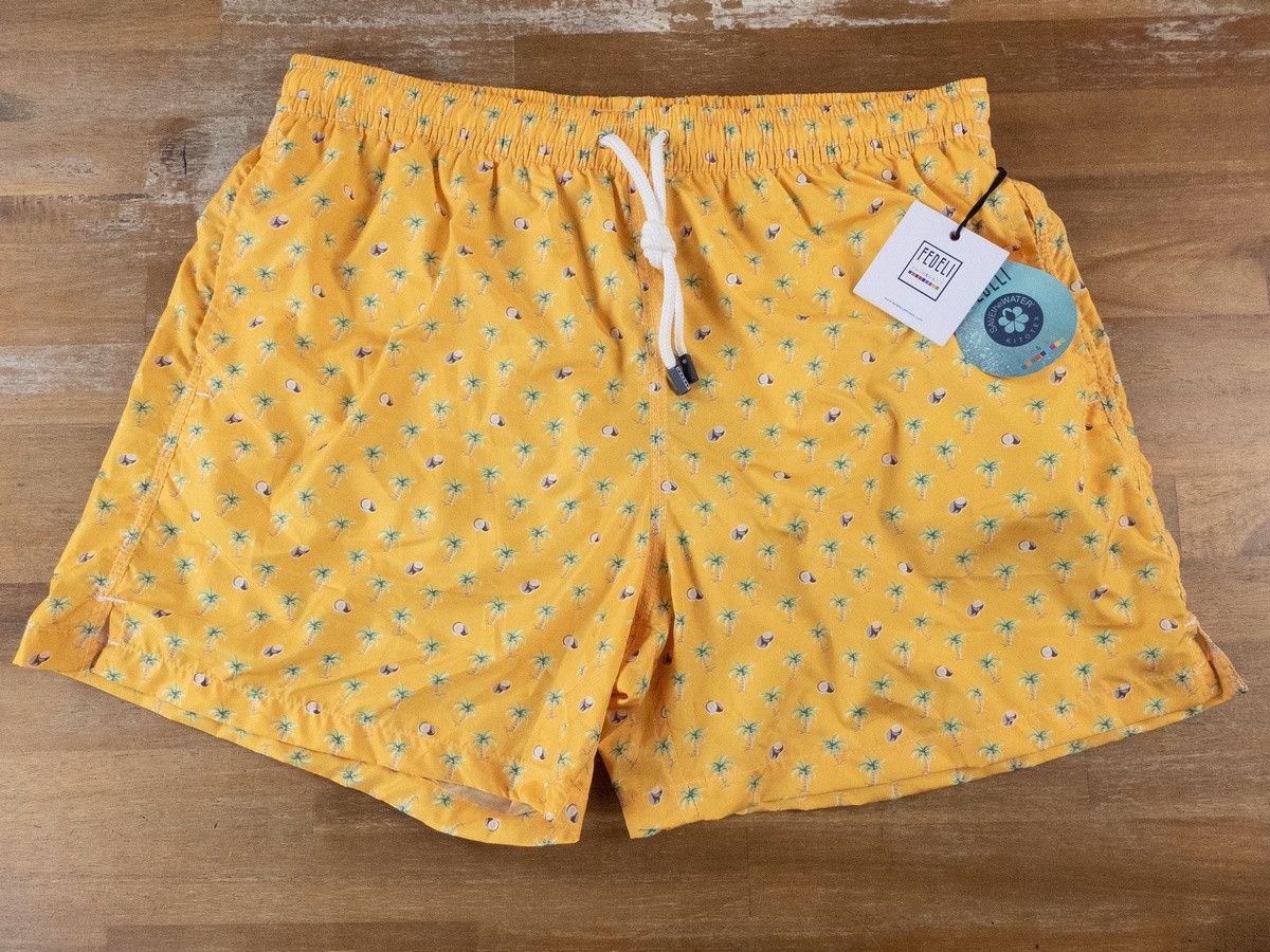 Fedeli FEDELI yellow palm coconut print swim shorts Size XL Size US 36 / EU 52 - 1 Thumbnail