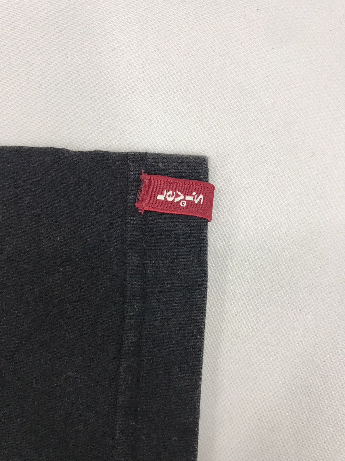 Levi's Levis’ Comic Promo Brand Red Tab Tee Size US L / EU 52-54 / 3 - 5 Thumbnail