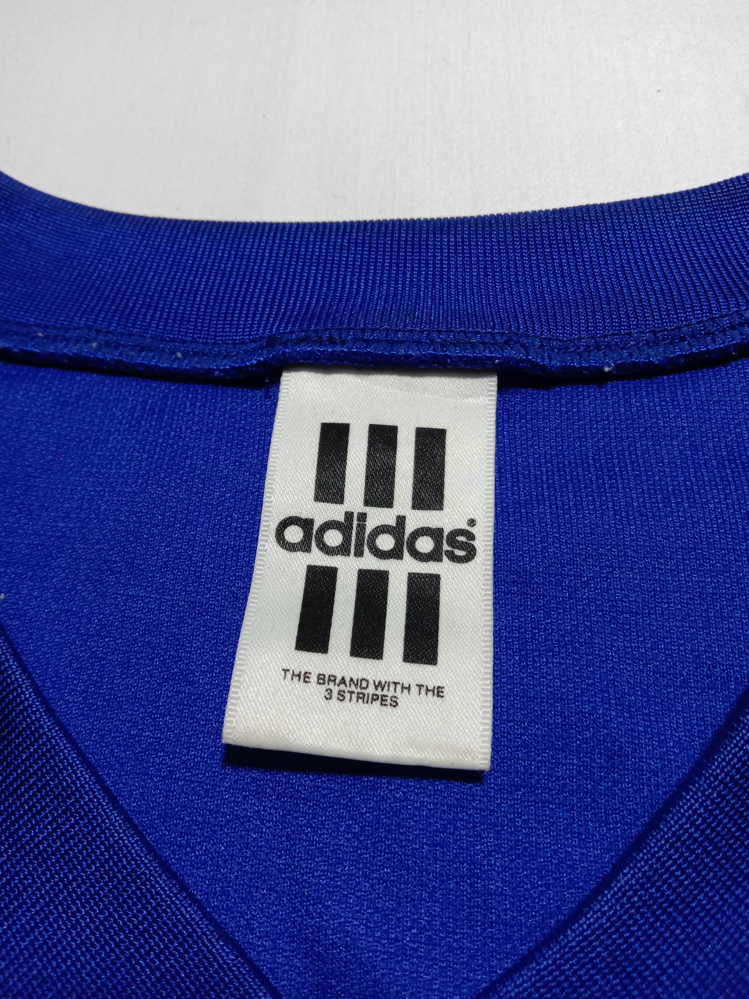 Adidas Adidas Basketball Vintage 90s Made In Japan Tee Jersey Size US L / EU 52-54 / 3 - 5 Thumbnail