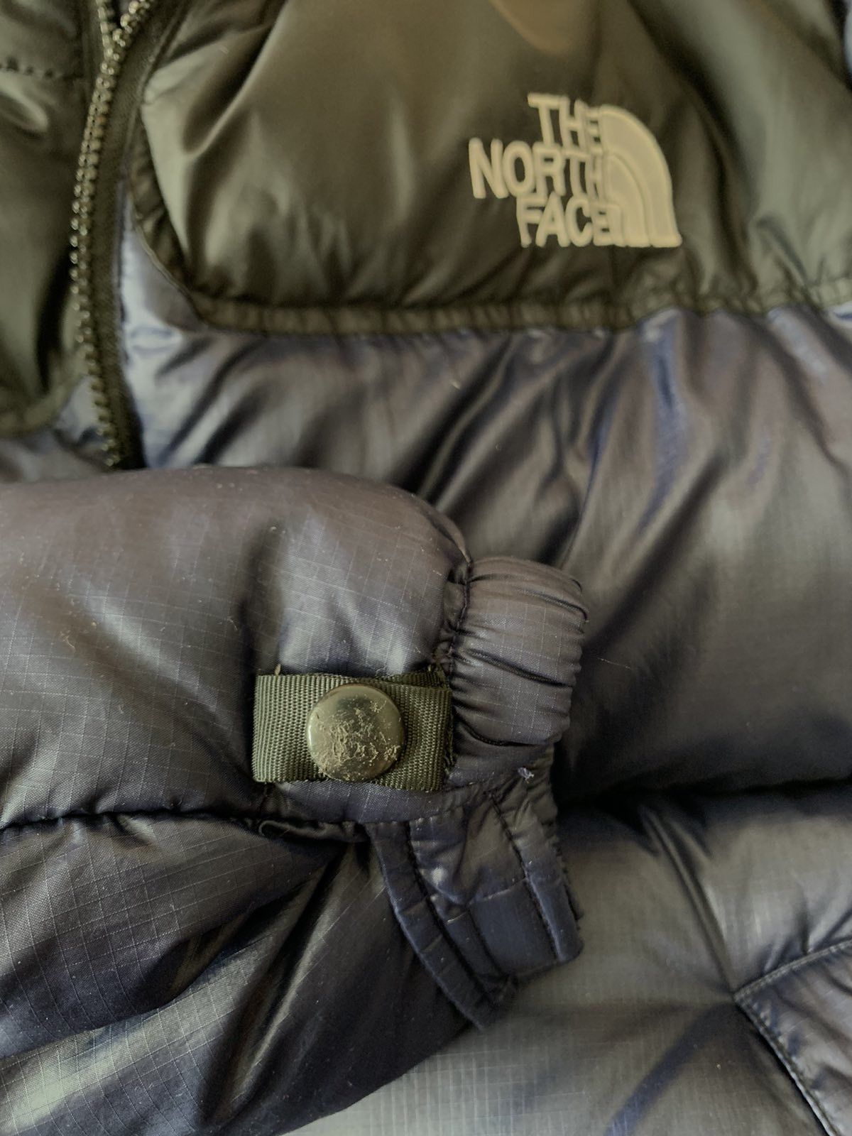 The North Face 🔥 Vintage The North Face Nuptse Jacket Size US L / EU 52-54 / 3 - 8 Thumbnail