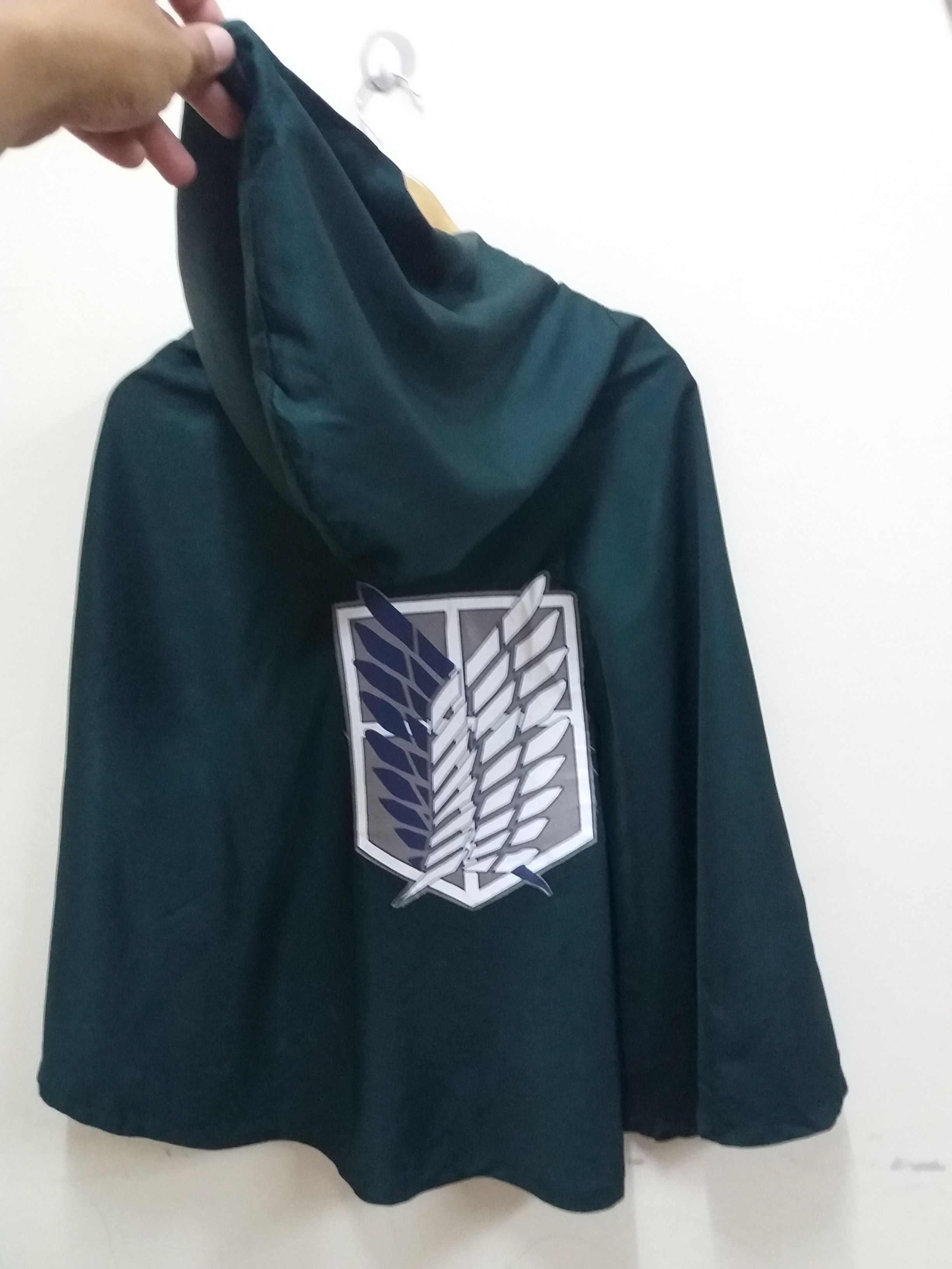 Cartoon Network Attack On Titan anime cloaks Mikasa Ackerman Cosplay/Akira Size US M / EU 48-50 / 2 - 6 Thumbnail