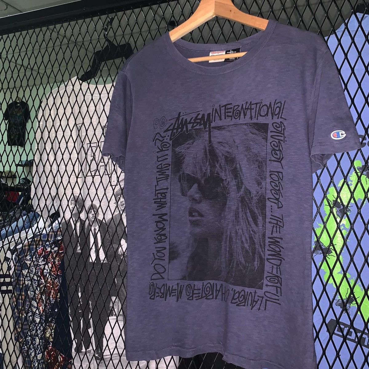 Champion × Stussy × Vintage Rarely Vintage Stussy x 1950s Champion Laura Photo tee Size US S / EU 44-46 / 1 - 2 Thumbnail
