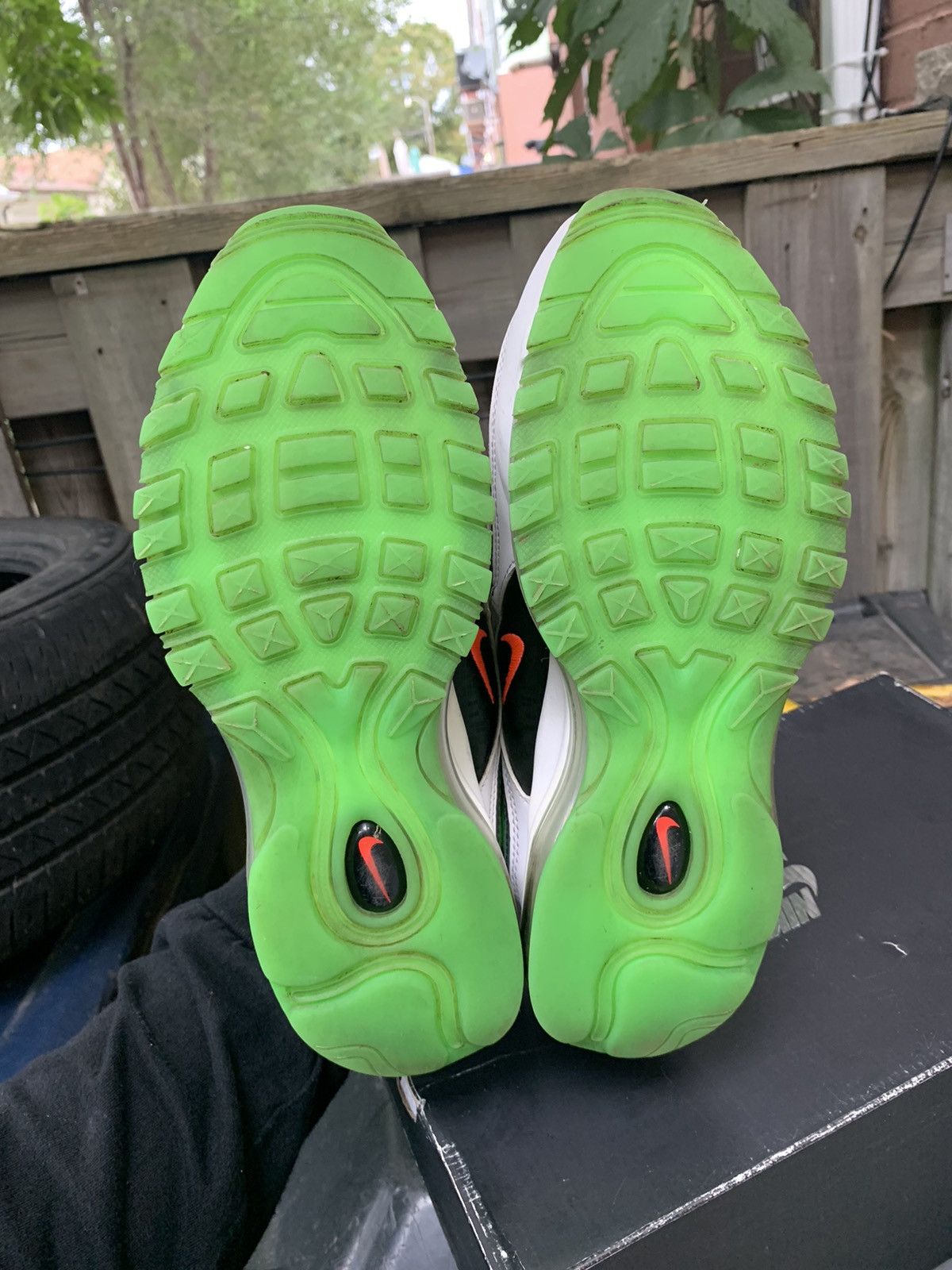 Nike Air Max 97 Black Green Size US 7 / EU 40 - 5 Thumbnail