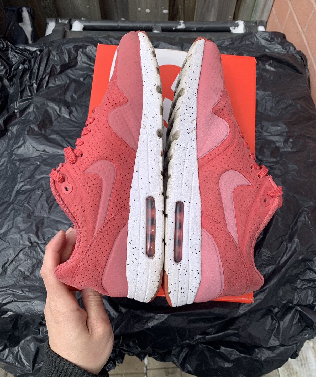 Nike Air Max 1 Ultra Moire Low Red | White Size US 11 / EU 44 - 4 Thumbnail