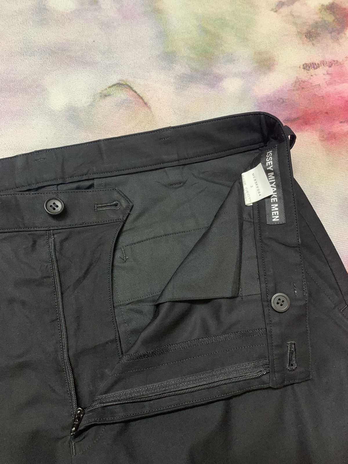 Homme Plisse Issey Miyake × Issey Miyake ISSEY MIYAKE MEN BLACK AVANTGARDE CASUAL TROUSERS Size US 35 - 4 Thumbnail