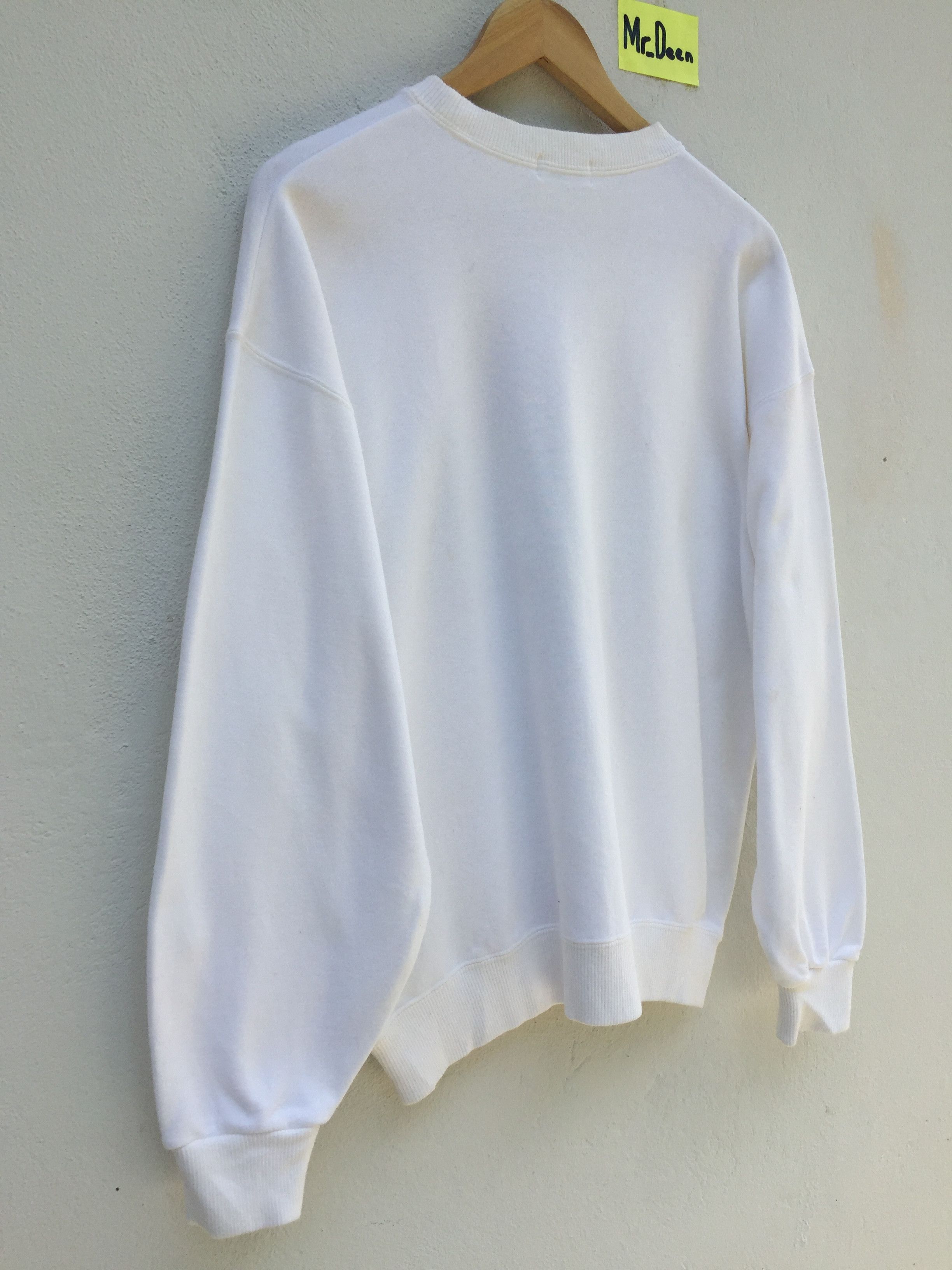 Disney Vintage 90s Mickey Mouse Sweatshirt by Walt Disney's Size US M / EU 48-50 / 2 - 9 Thumbnail