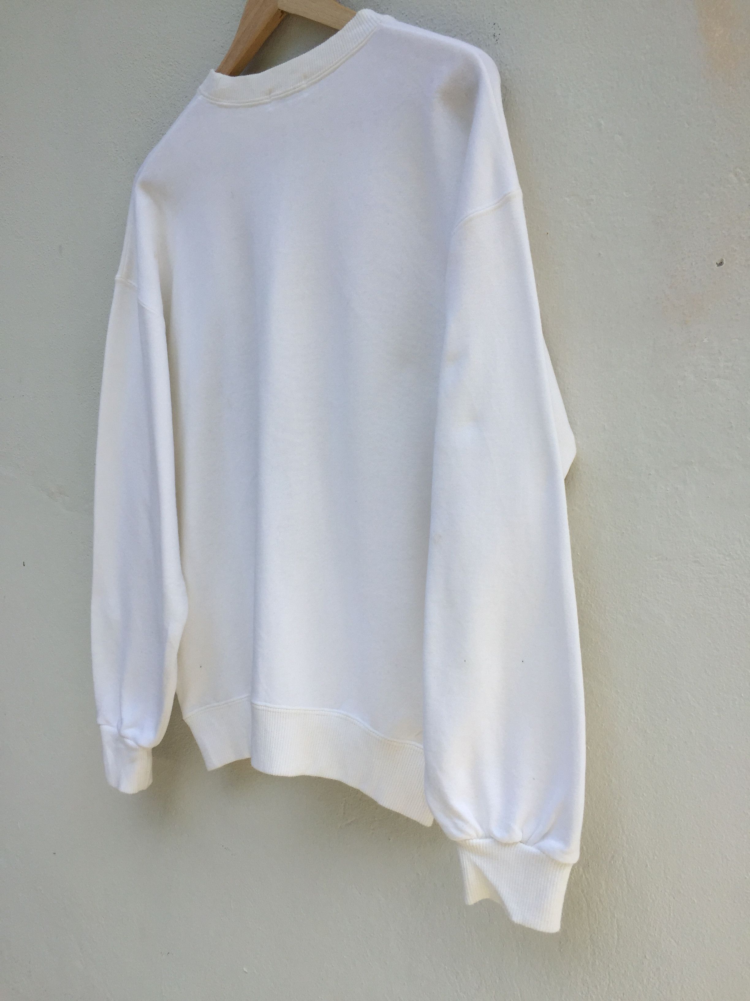 Disney Vintage 90s Mickey Mouse Sweatshirt by Walt Disney's Size US M / EU 48-50 / 2 - 8 Thumbnail