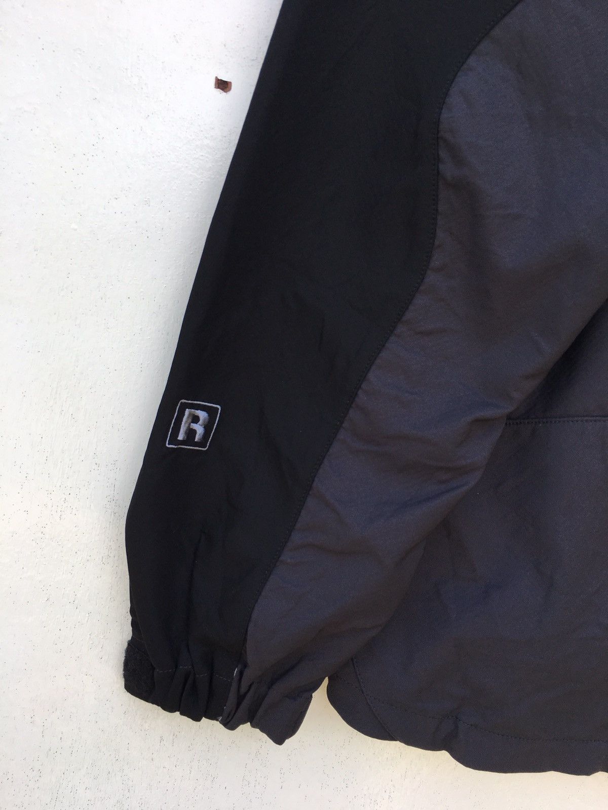Patagonia Rare Patagonia Hooded Windbreaker Size US L / EU 52-54 / 3 - 16 Thumbnail