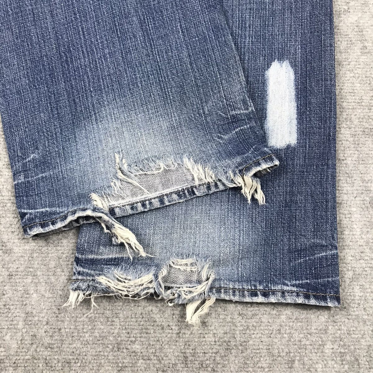 Japanese Brand × Vintage BAGGY ULTIMAX DENIM FADED DISTRESSED PANTS Size US 34 / EU 50 - 10 Thumbnail