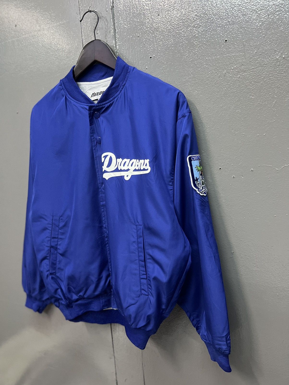 Mizuno CHUNICHI DRAGONS BASEBALL BOMBER JACKET Size US S / EU 44-46 / 1 - 3 Thumbnail