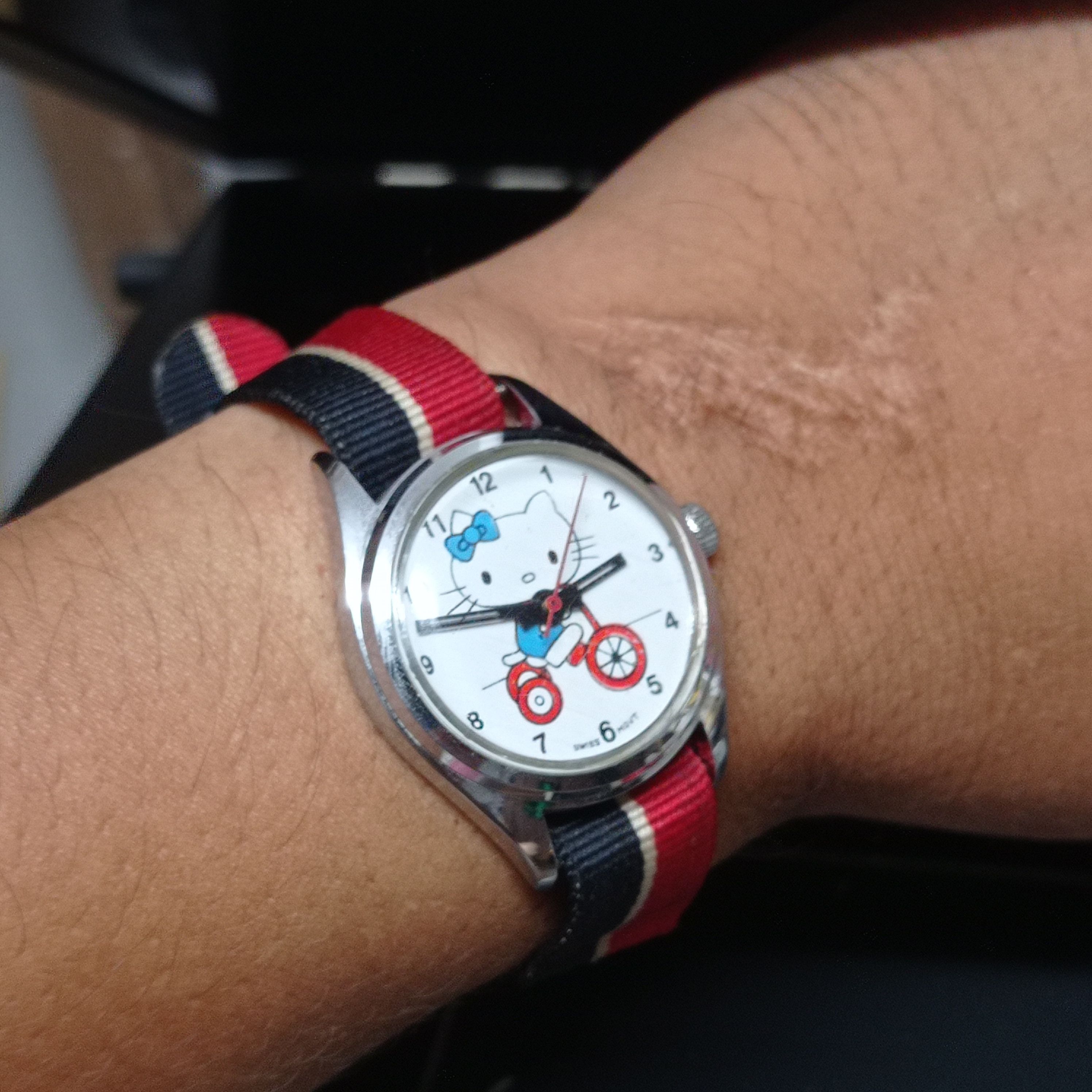 Japanese Brand × Vintage Vintage LADIES HELLO KITTY WATCH (Swiss Movement) Size ONE SIZE - 8 Thumbnail