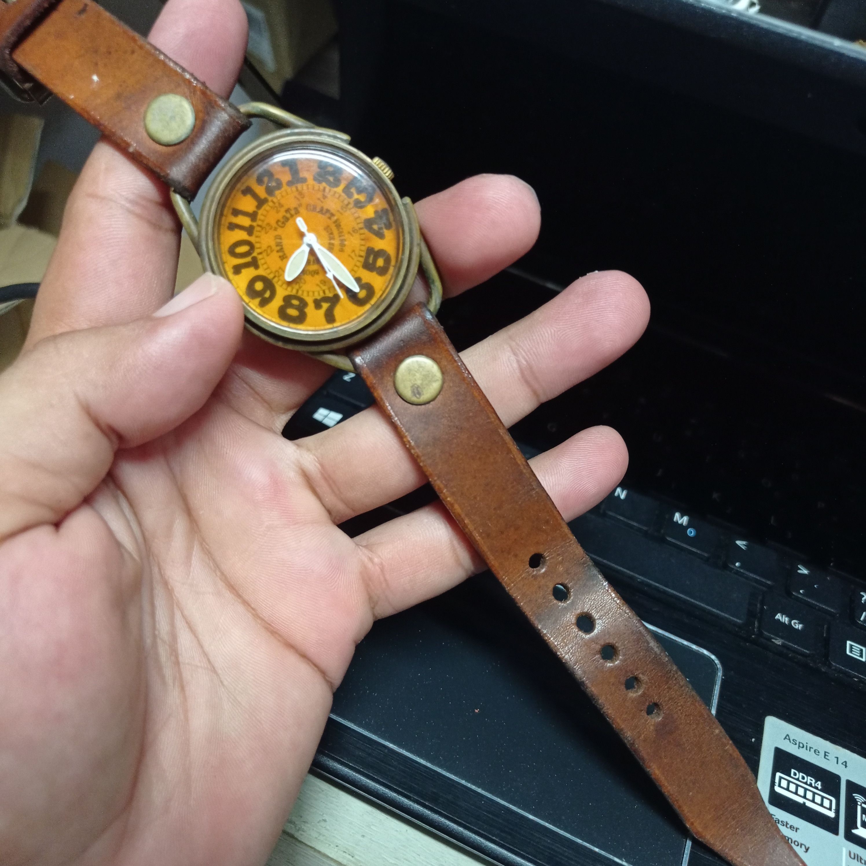 Japanese Brand Vintage Retro Watch by Dobin Robert (No.3277). Japan Retro Size ONE SIZE - 9 Thumbnail