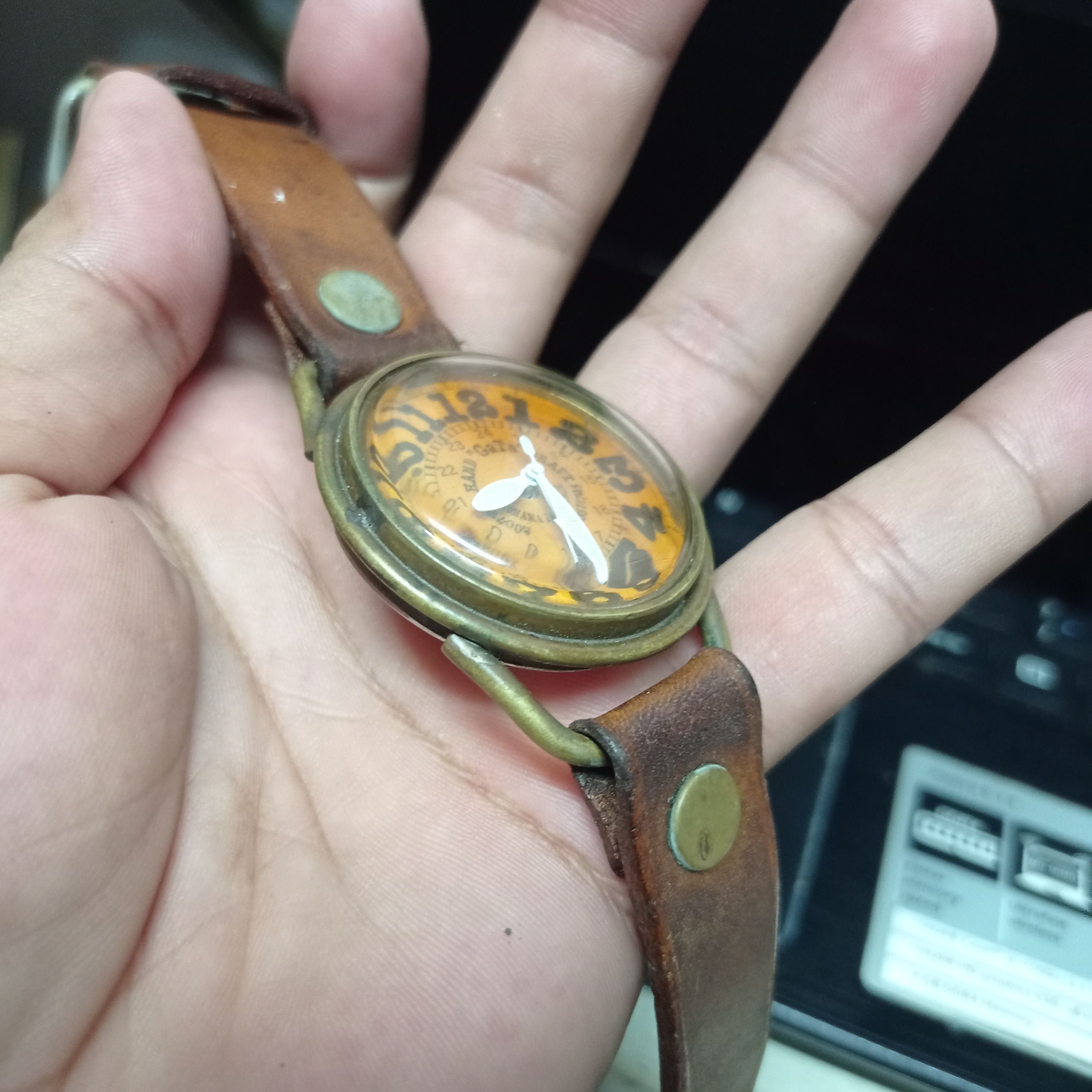 Japanese Brand Vintage Retro Watch by Dobin Robert (No.3277). Japan Retro Size ONE SIZE - 16 Thumbnail