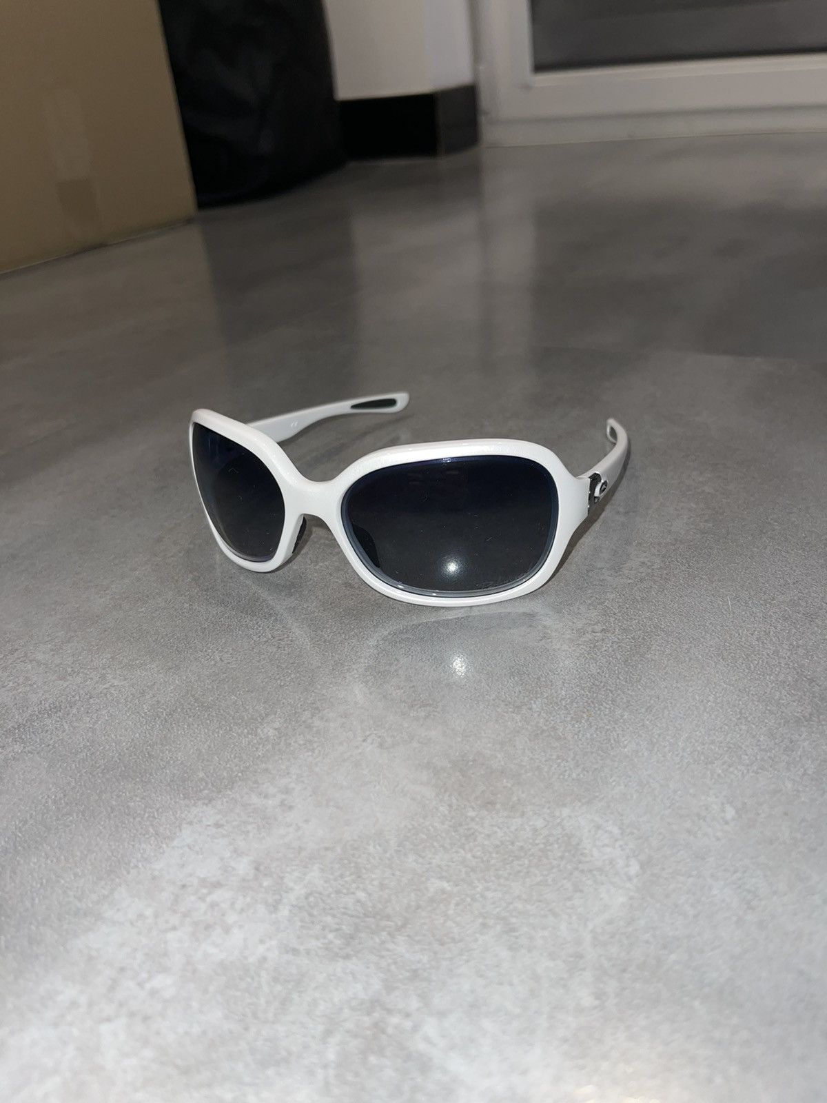 Pre-owned Made In Usa X Oakley Oo9198-15 "pulse" White Sunglasses