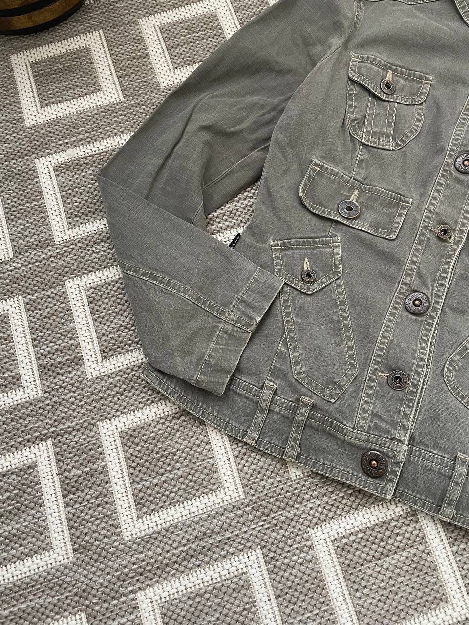 Moschino Moschino archive distressed denim multipocket jacket womens Size M / US 6-8 / IT 42-44 - 4 Thumbnail