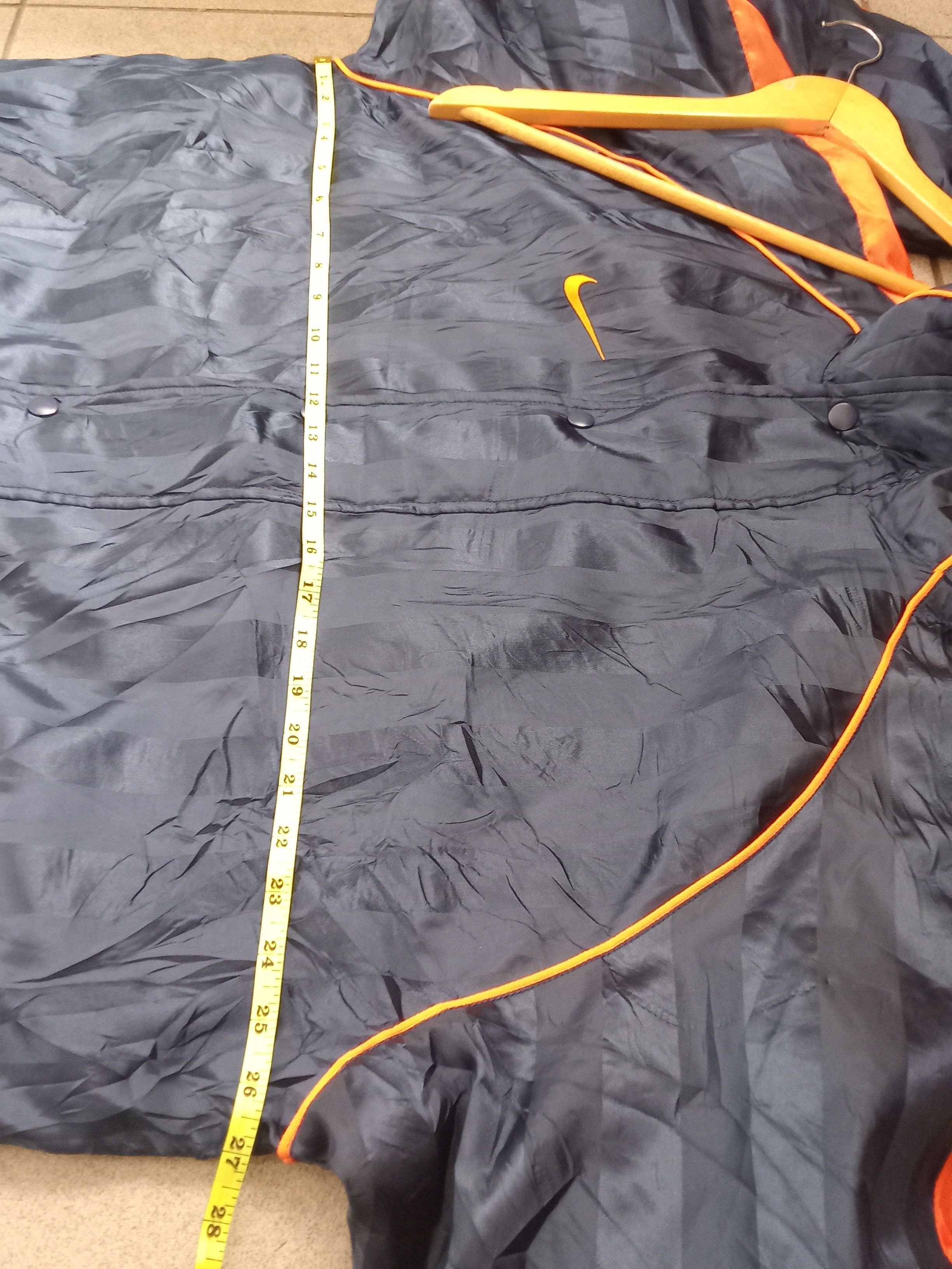 Nike Nike Player/Couch Long Jacket Size US L / EU 52-54 / 3 - 11 Thumbnail