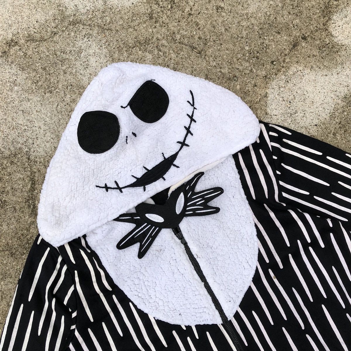 Vintage 🔥Rare🔥Nightmare Before Christmas Skulls AOP Zipper Hoodie Size US S / EU 44-46 / 1 - 2 Thumbnail
