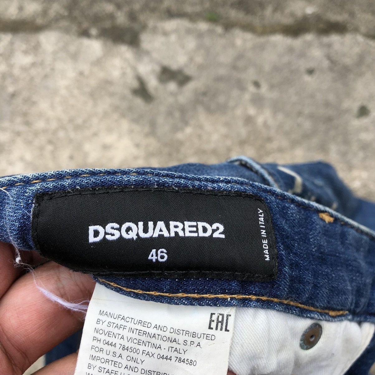 Dsquared2 × Vintage 🔥Sick🔥🇮🇹Dsquared2 Sexy Twist Distress Rips Bleach Skinny Jean Size US 33 - 20 Thumbnail