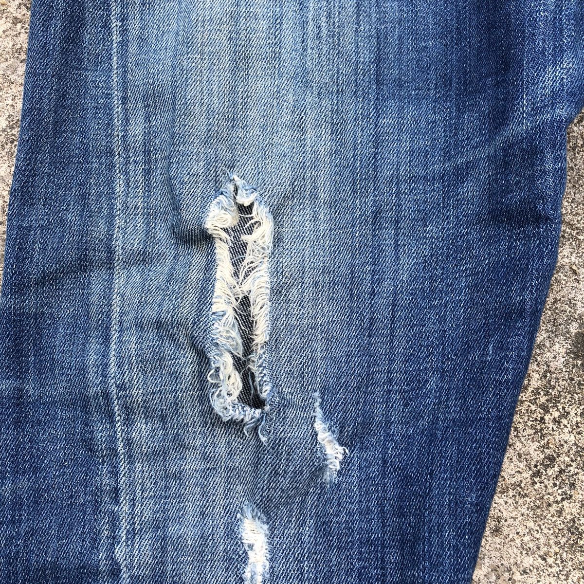Dsquared2 × Vintage 🔥Sick🔥🇮🇹Dsquared2 Sexy Twist Distress Rips Bleach Skinny Jean Size US 33 - 10 Thumbnail