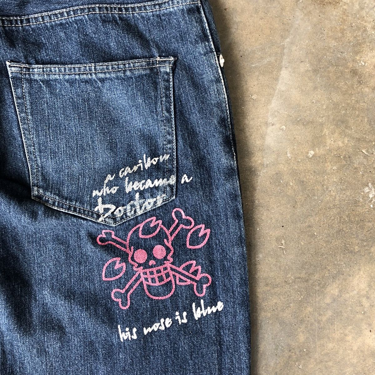 Anime × One Piece 🔥Rare🔥One Piece Blue Wash Skull Logo With Quotes Denim Jeans Size US 33 - 7 Thumbnail