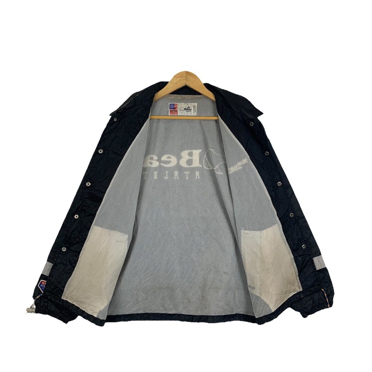 Vintage Vintage BEAR Athletic Usa Windbreaker Light Coach Jacket Size US L / EU 52-54 / 3 - 3 Thumbnail