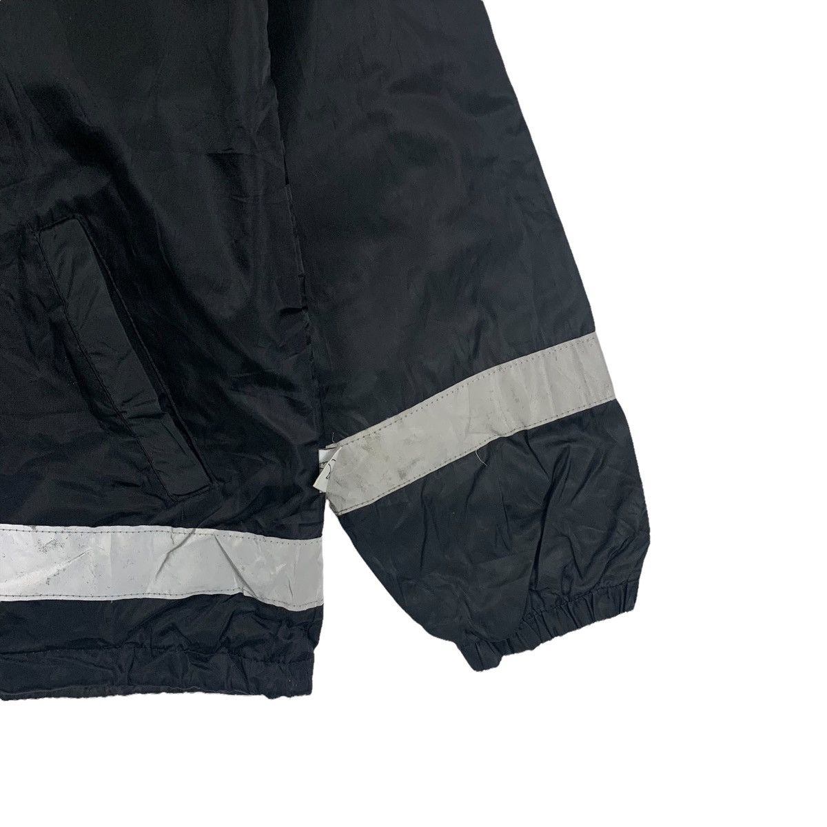 Vintage Vintage BEAR Athletic Usa Windbreaker Light Coach Jacket Size US L / EU 52-54 / 3 - 9 Thumbnail
