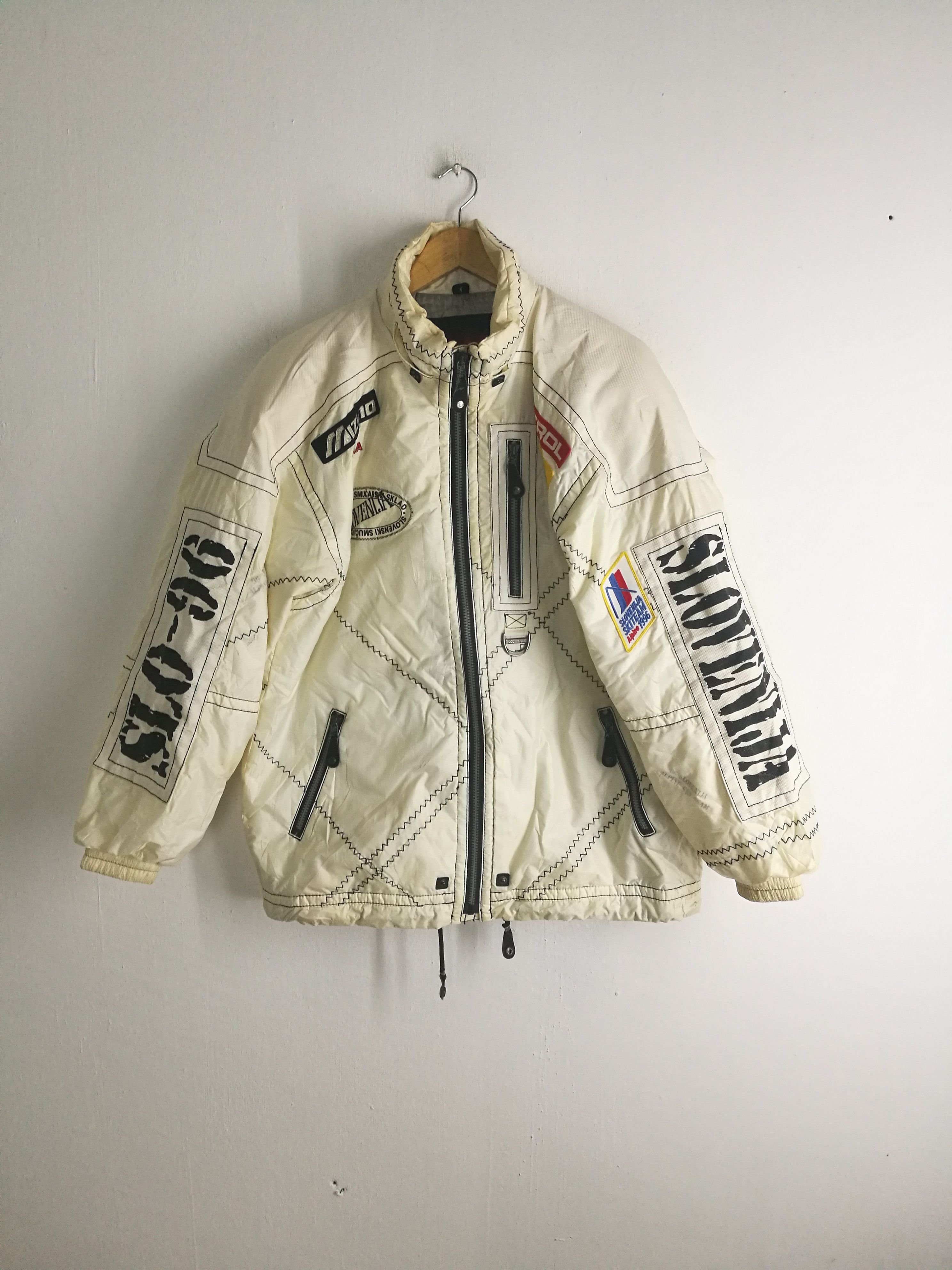 image of Mizuno Vintage Slovenia Sloveninja Racing Team Ski Jacket in White, Men's (Size Large)