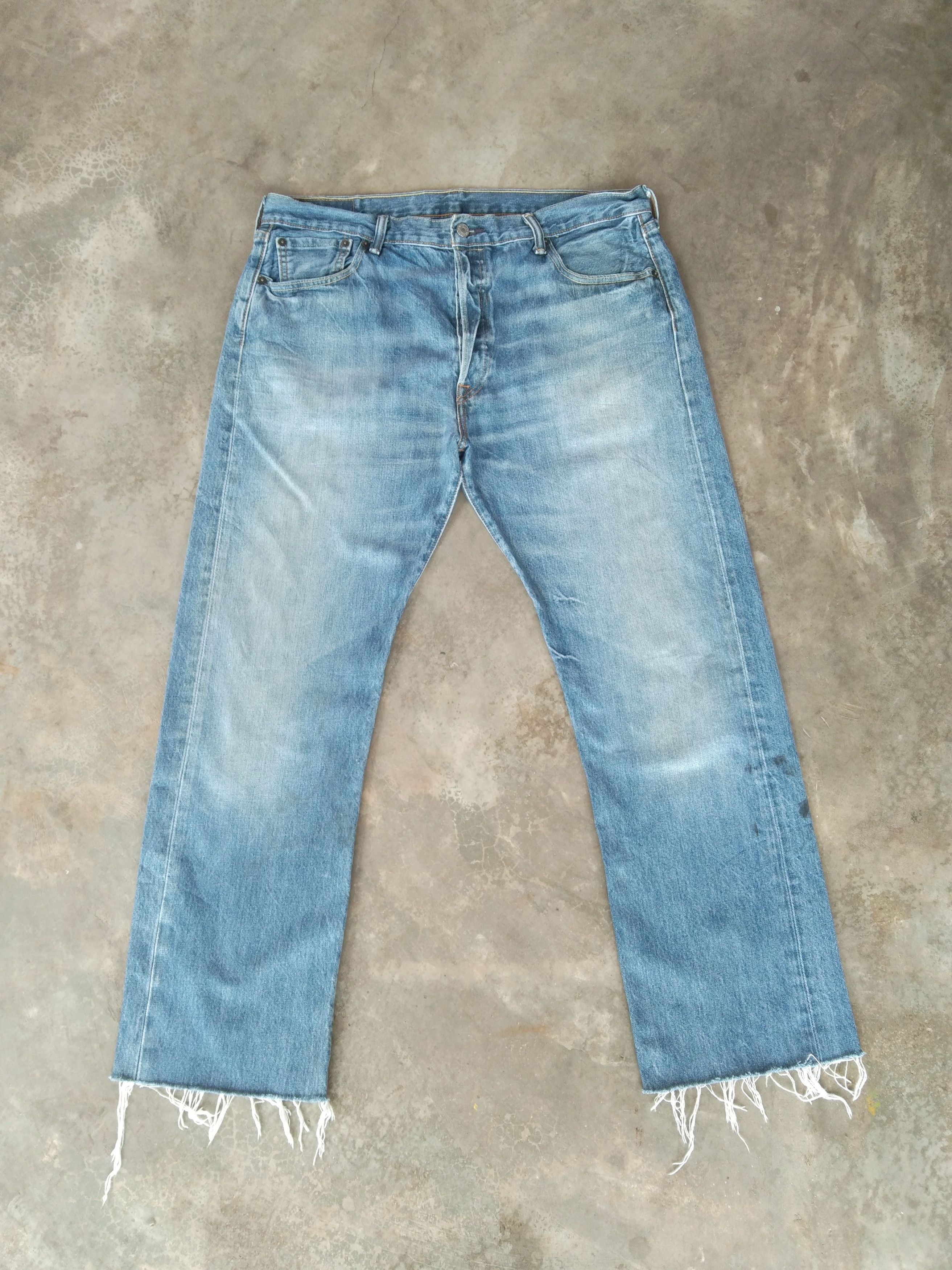Vintage Levi's 501 Cropped Straight Leg Jeans 36x29