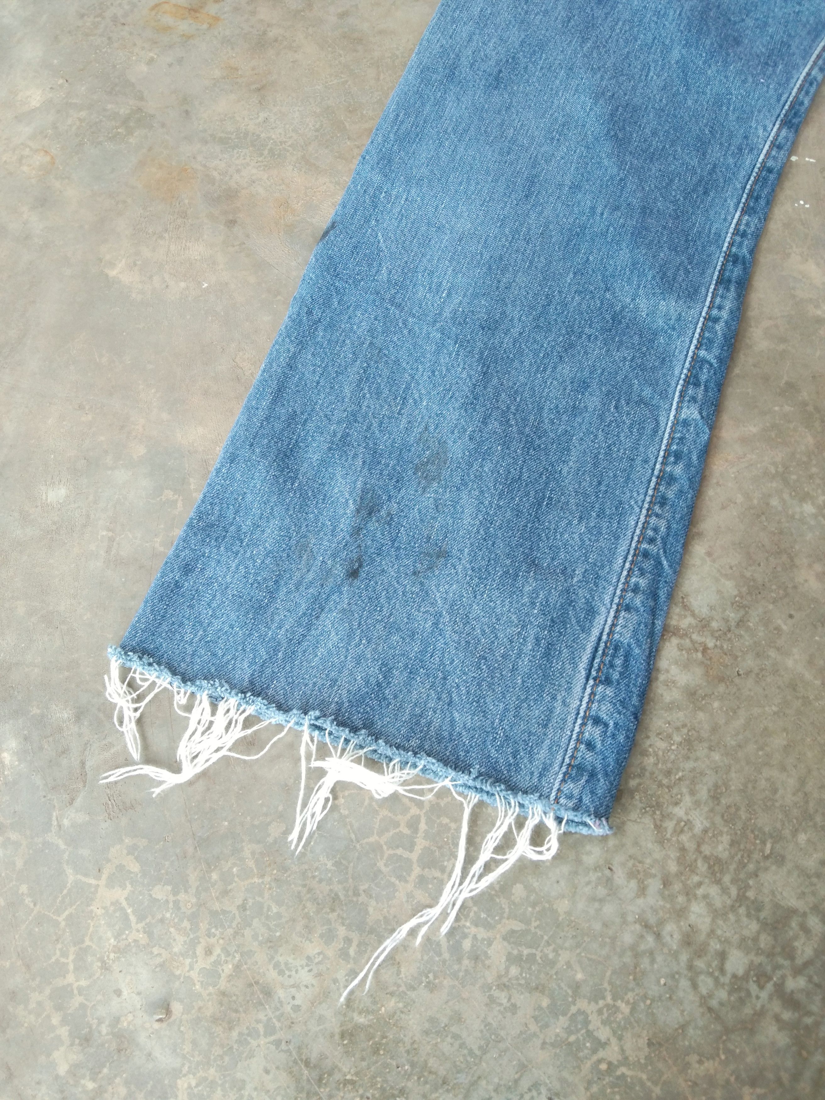 Levi's Vintage Levi's 501 Cropped Straight Leg Jeans 36x29 Size US 36 / EU 52 - 5 Thumbnail