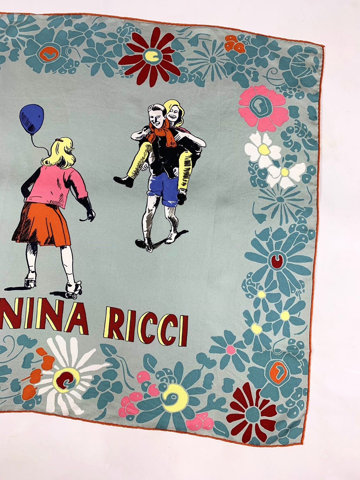 Nina Ricci Nina Ricci 100% Silk Scarf Made In Italy Kids Playing Size ONE SIZE - 3 Thumbnail