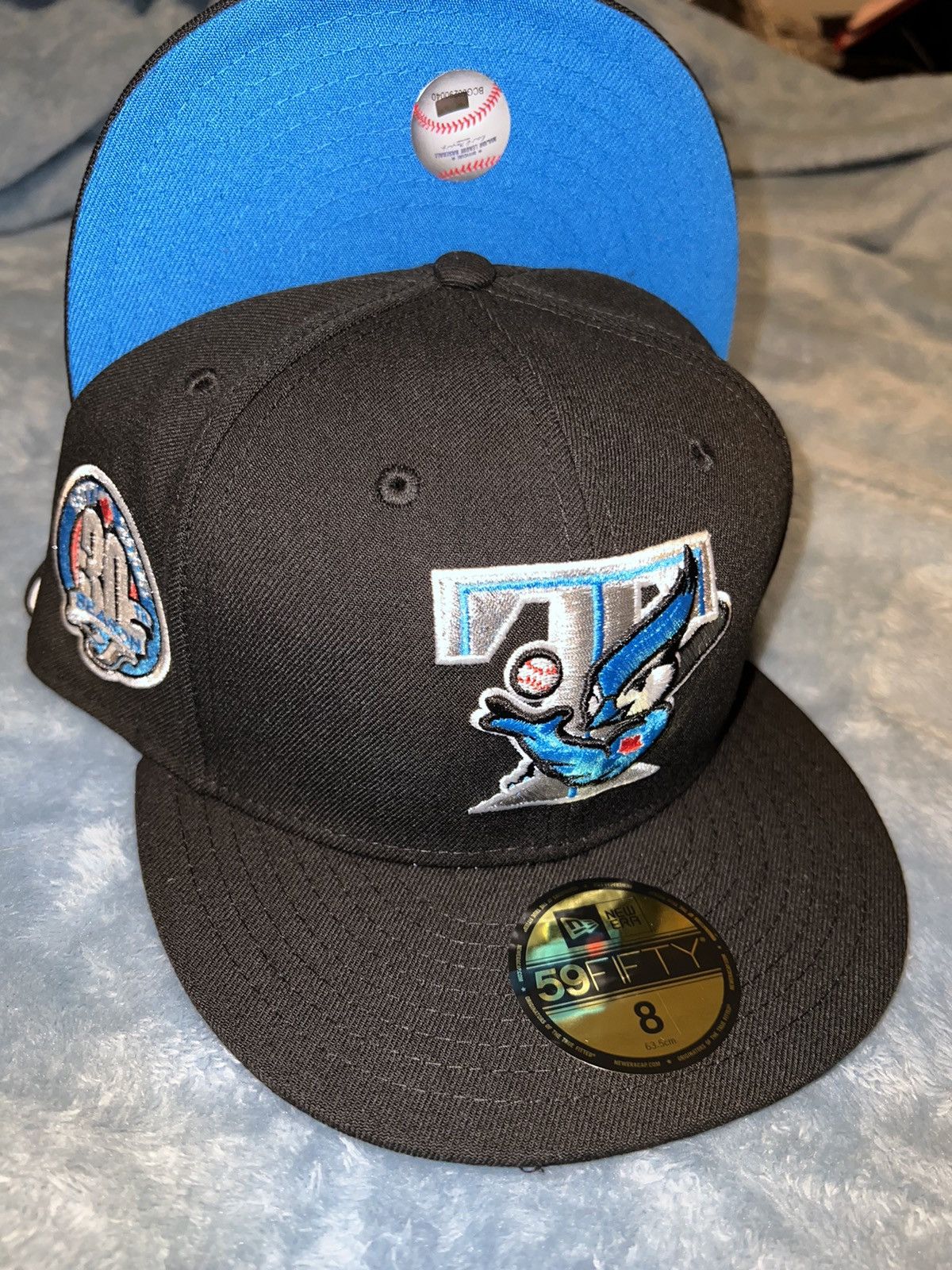 New Era Exclusive Toronto Blue Jays Fitted Black Icy Blue Bottom 8 Size ONE SIZE - 4 Thumbnail