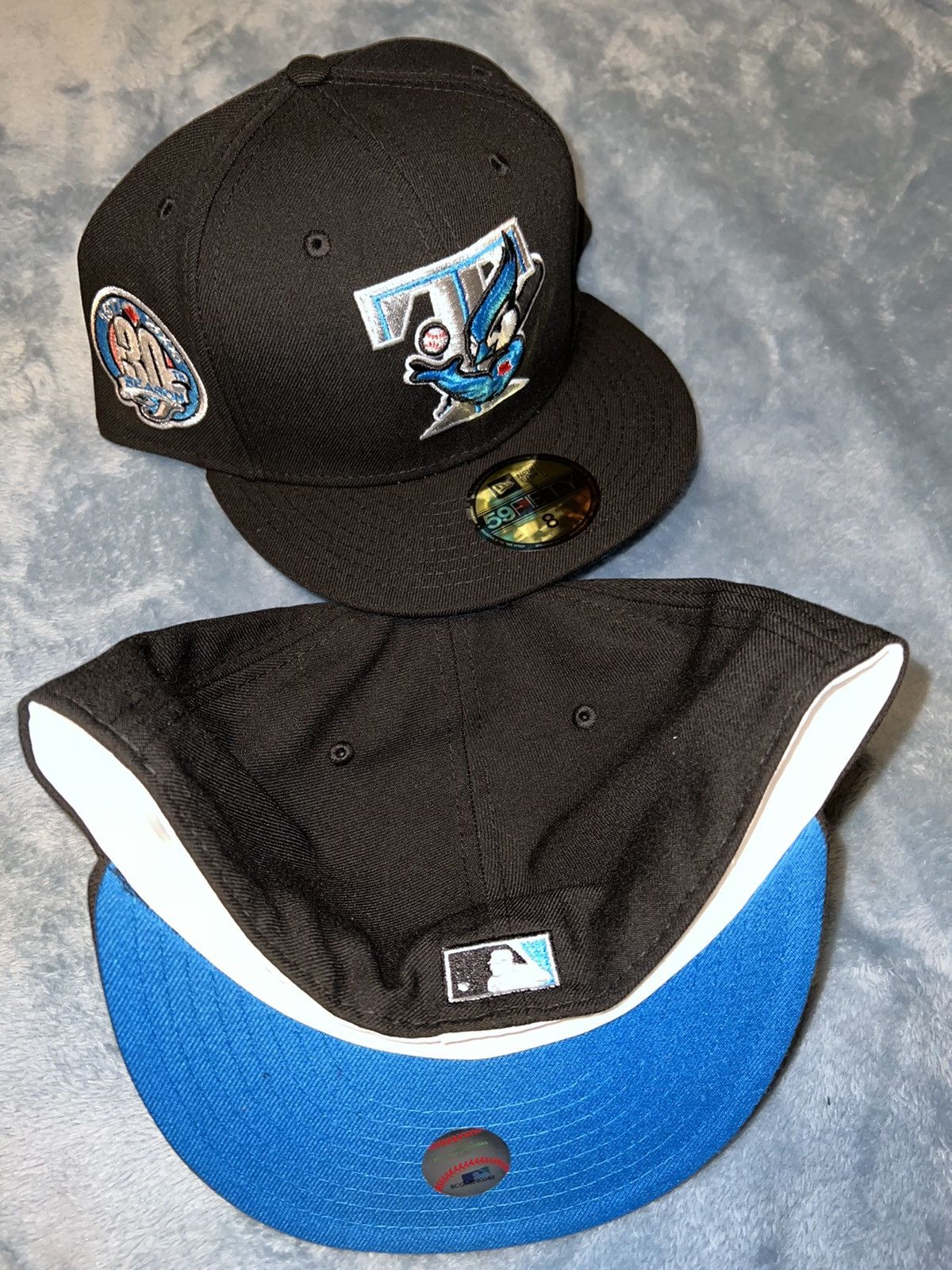 New Era Exclusive Toronto Blue Jays Fitted Black Icy Blue Bottom 8 Size ONE SIZE - 3 Thumbnail