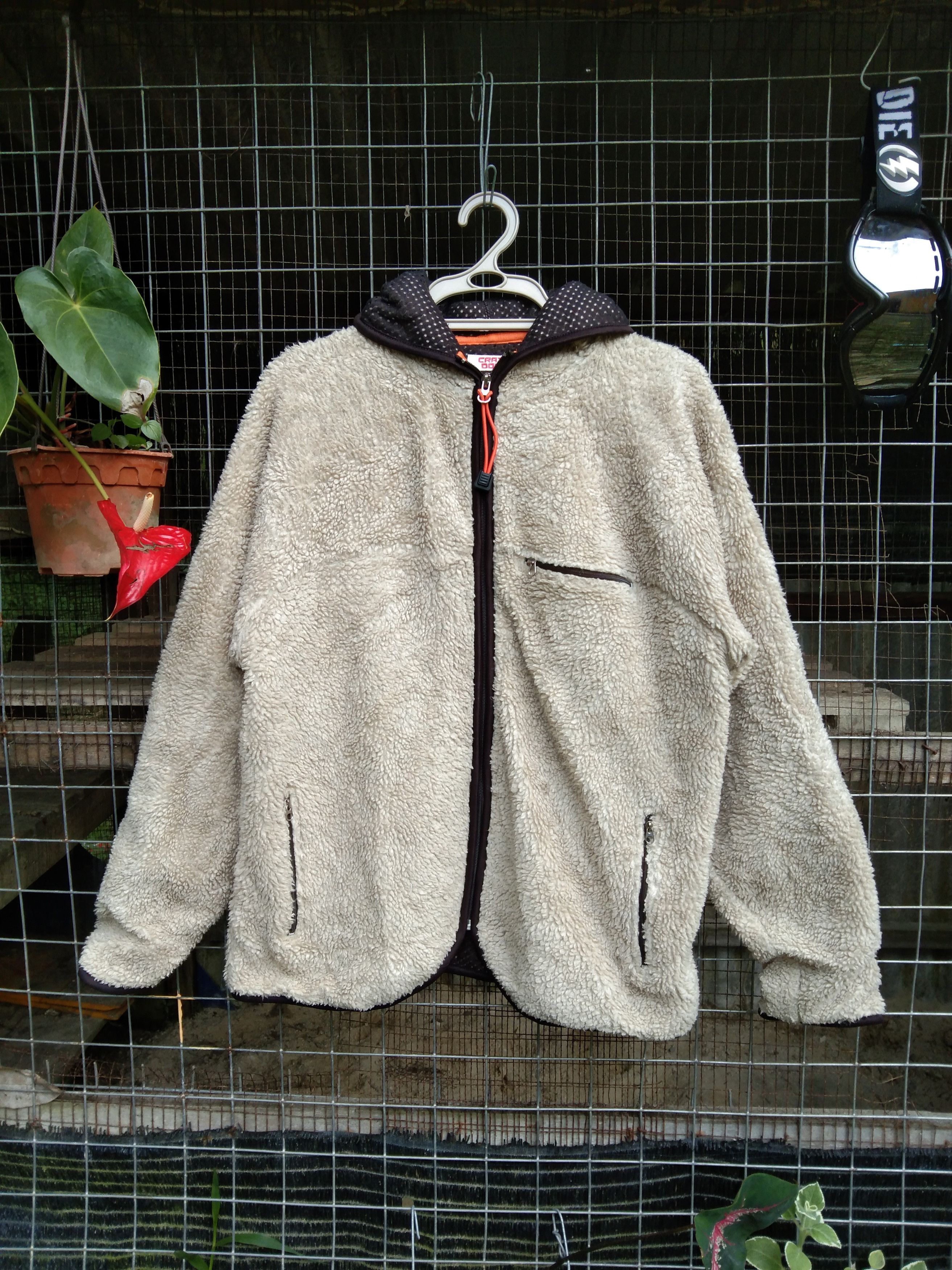 Japanese Brand CRAZY DOLL DEEP PILE FLEECE HOODIE JACKET Size US M / EU 48-50 / 2 - 3 Thumbnail