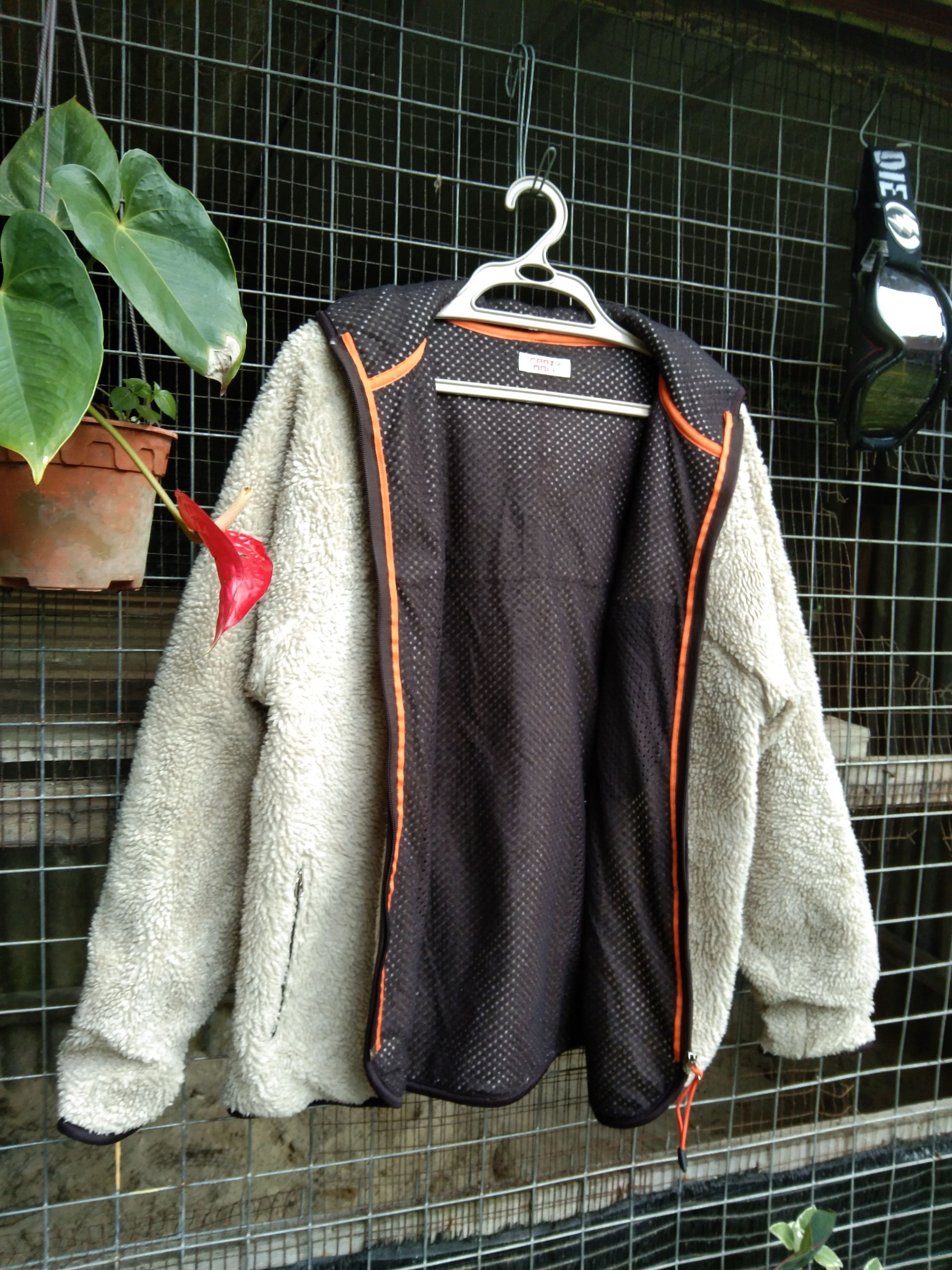 Japanese Brand CRAZY DOLL DEEP PILE FLEECE HOODIE JACKET Size US M / EU 48-50 / 2 - 6 Thumbnail