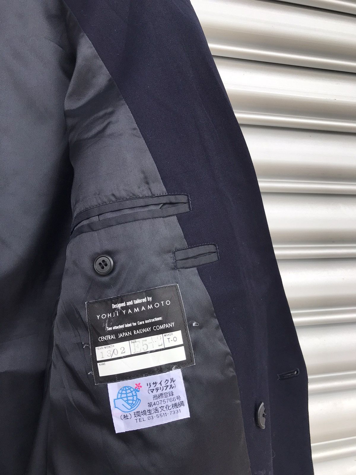 Issey Miyake × Japanese Brand × Yohji Yamamoto YOHJI YAMAMOTO CENTRAL JAPAN RAILWAY COMPANY BLAZER Size 40S - 6 Thumbnail