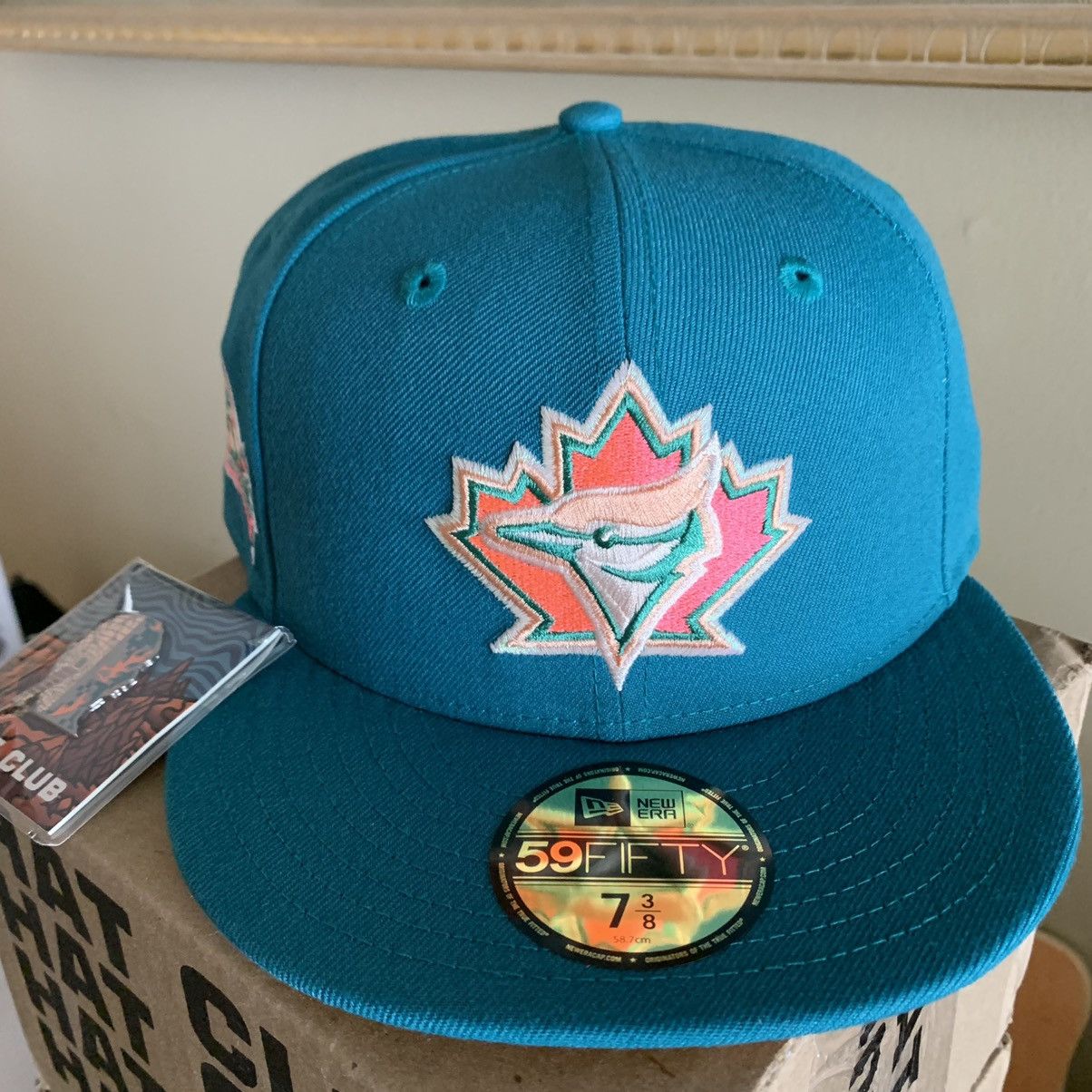 Toronto shops Blue Jays Badlands fitted HAT CLUB