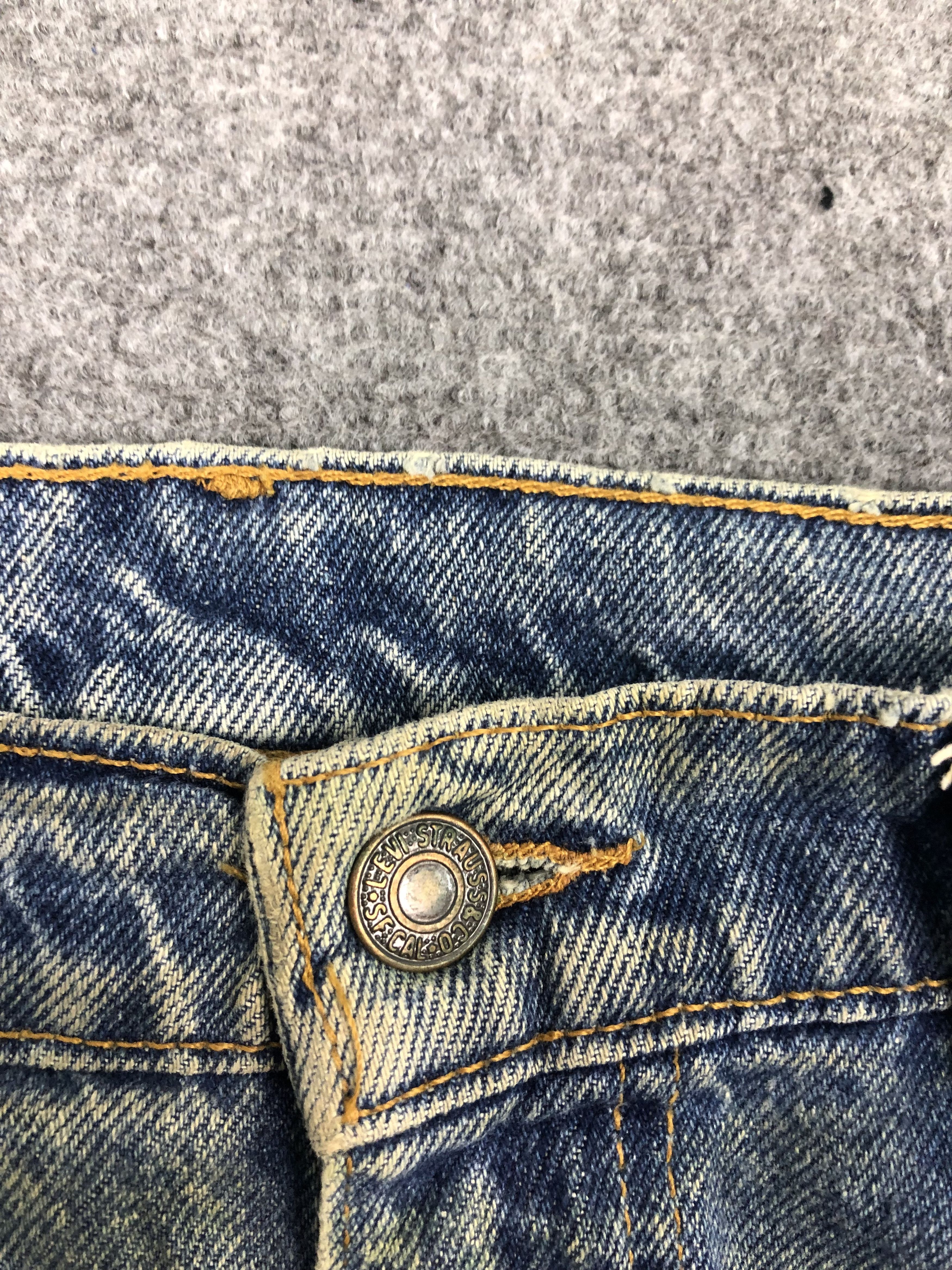 Levi's × Vintage Vintage Levis Blue Faded Denim DP0332 Size US 34 / EU 50 - 6 Thumbnail